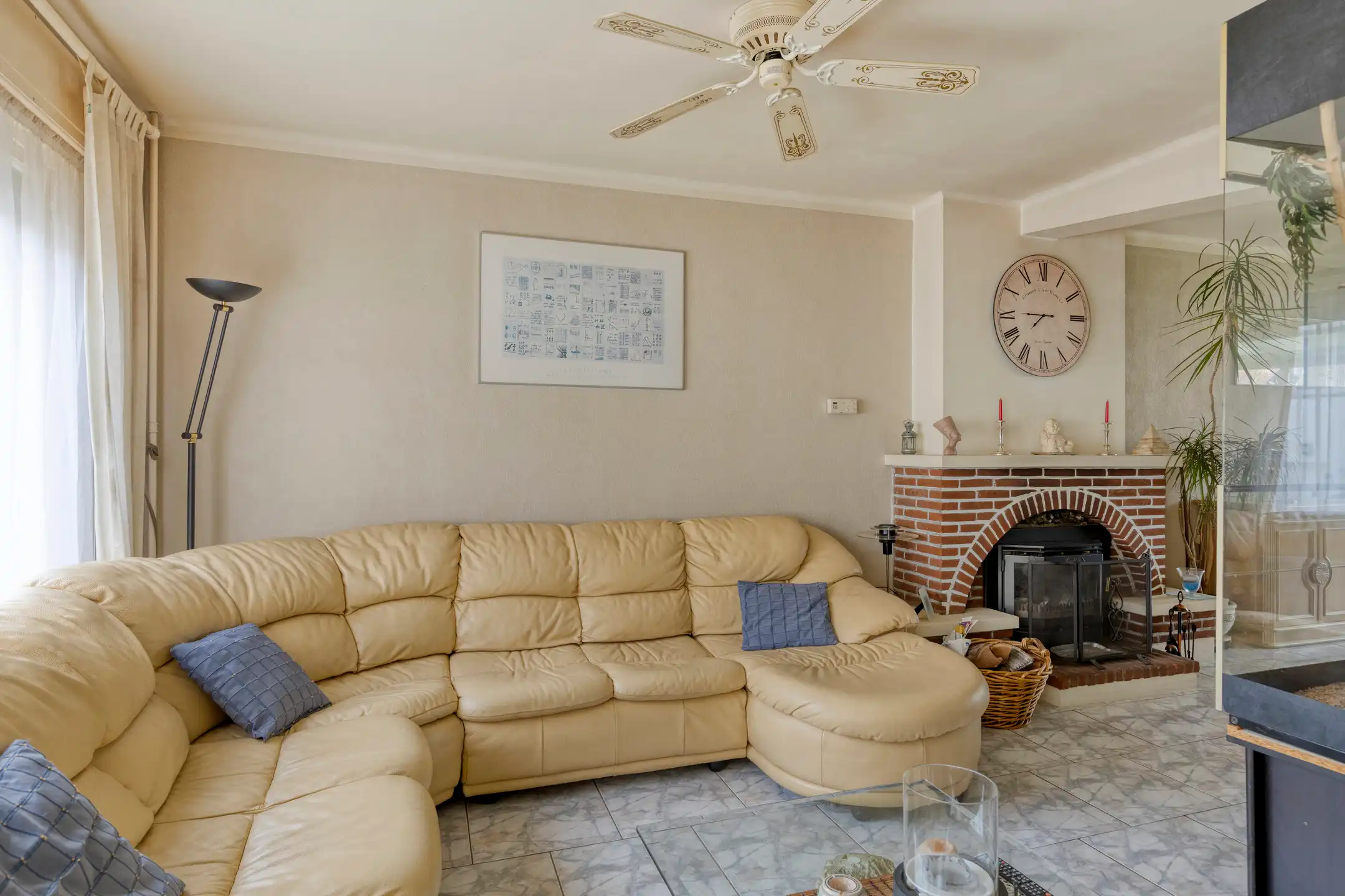 Bel-etage met tuin 2 (3) slpk), garage en veel lichtinval foto 11