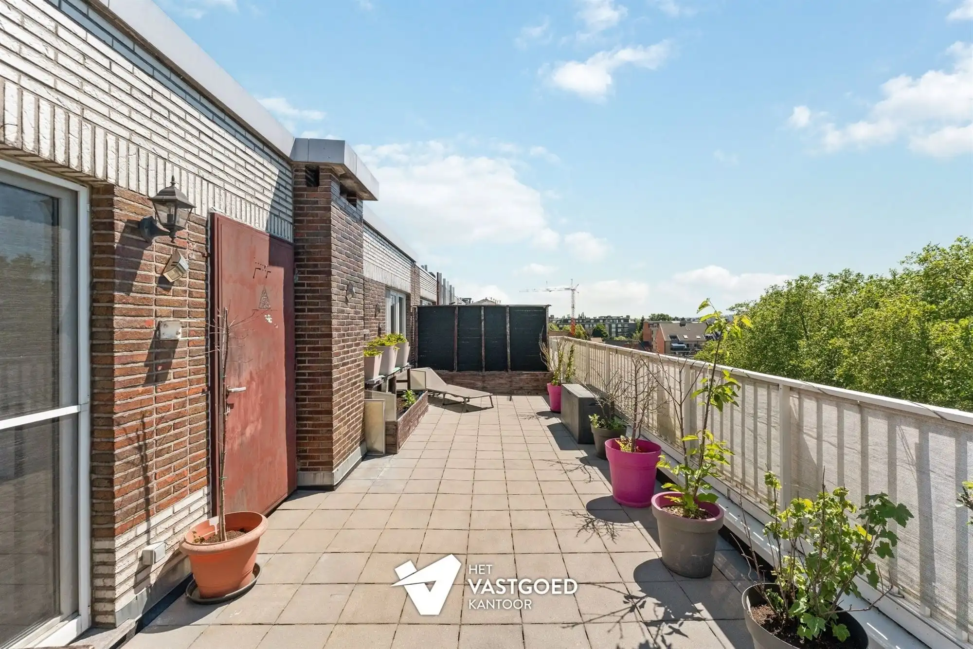 GERENOVEERD APPARTEMENT MET 2 TERRASSEN OP TOPLOCATIE TE HASSELT CENTRUM foto 3