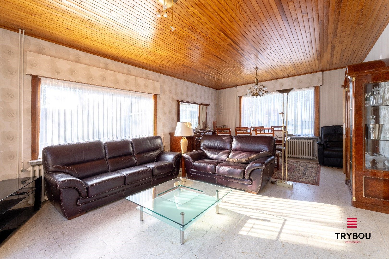 🏡 Ruime woning met potentieel op groot perceel in het centrum van Langemark foto 3