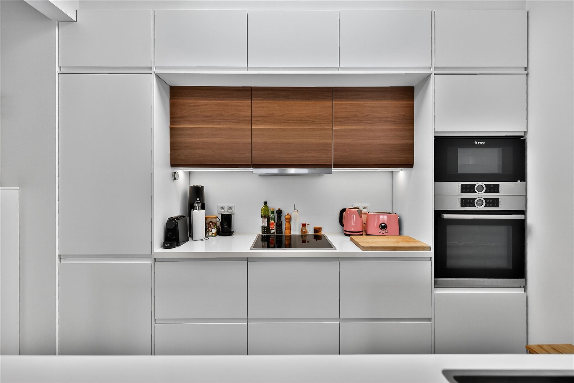 Knap modern appartement op mooie locatie foto {{pictureIndex}}