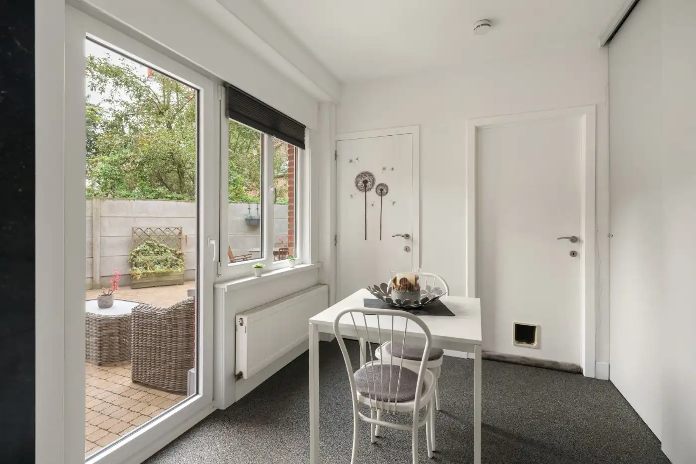 Verrassend ruime, instapklare woning met 3 slpk. en zuid-west koertje foto 11