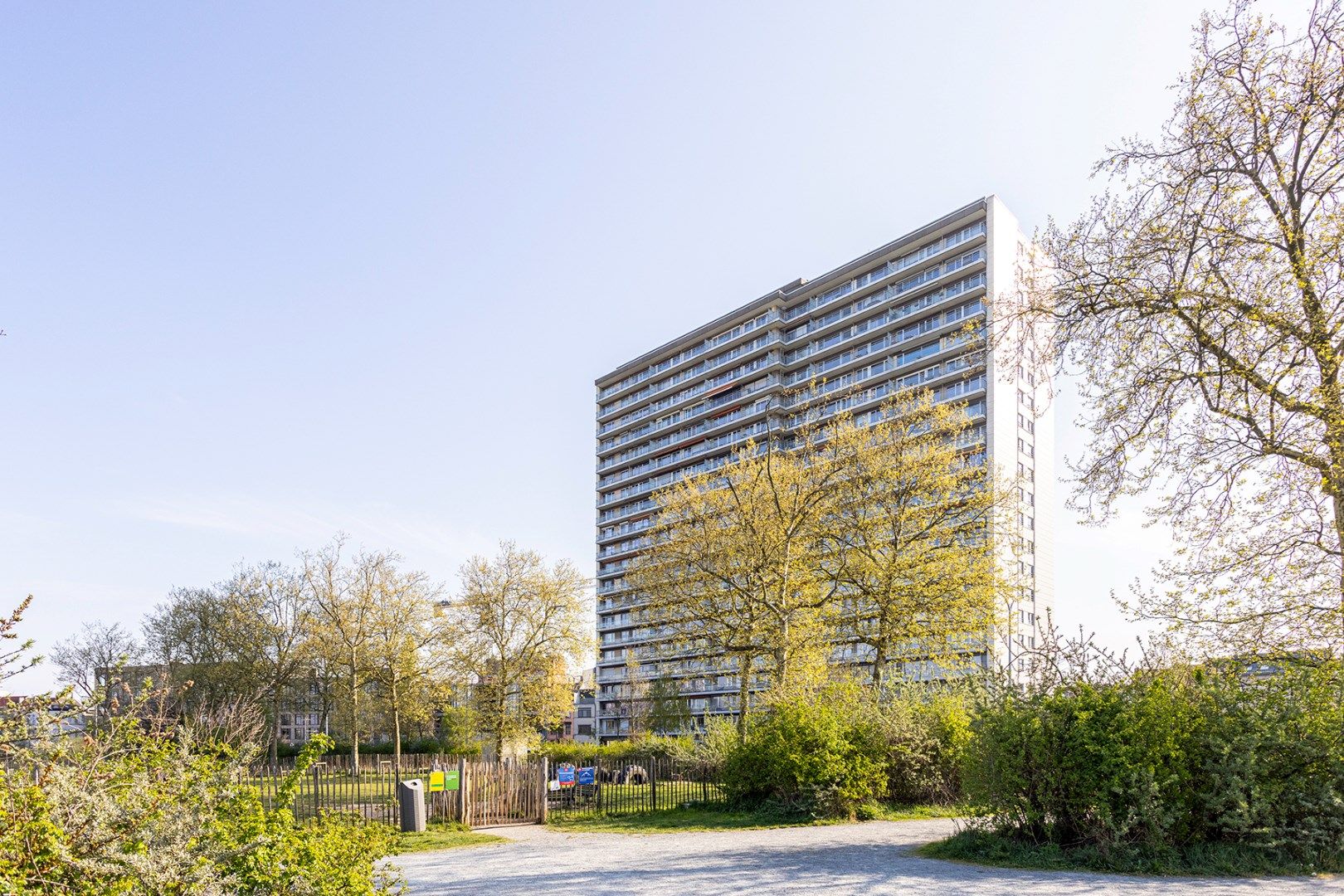 Appartement met 2 slpk met terras van 15m² foto 20