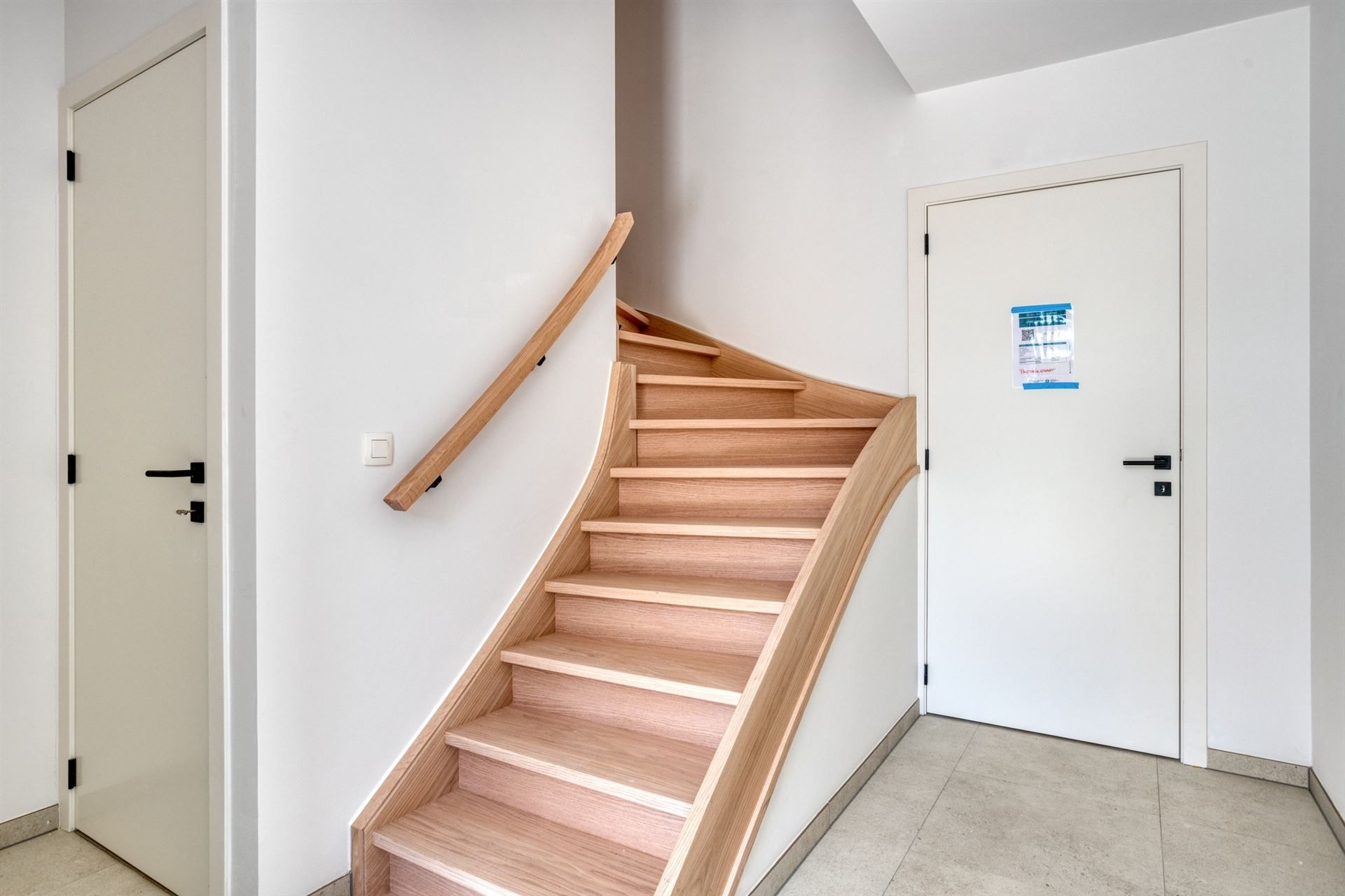 Prachtige nieuwbouw in rustige straat foto 6