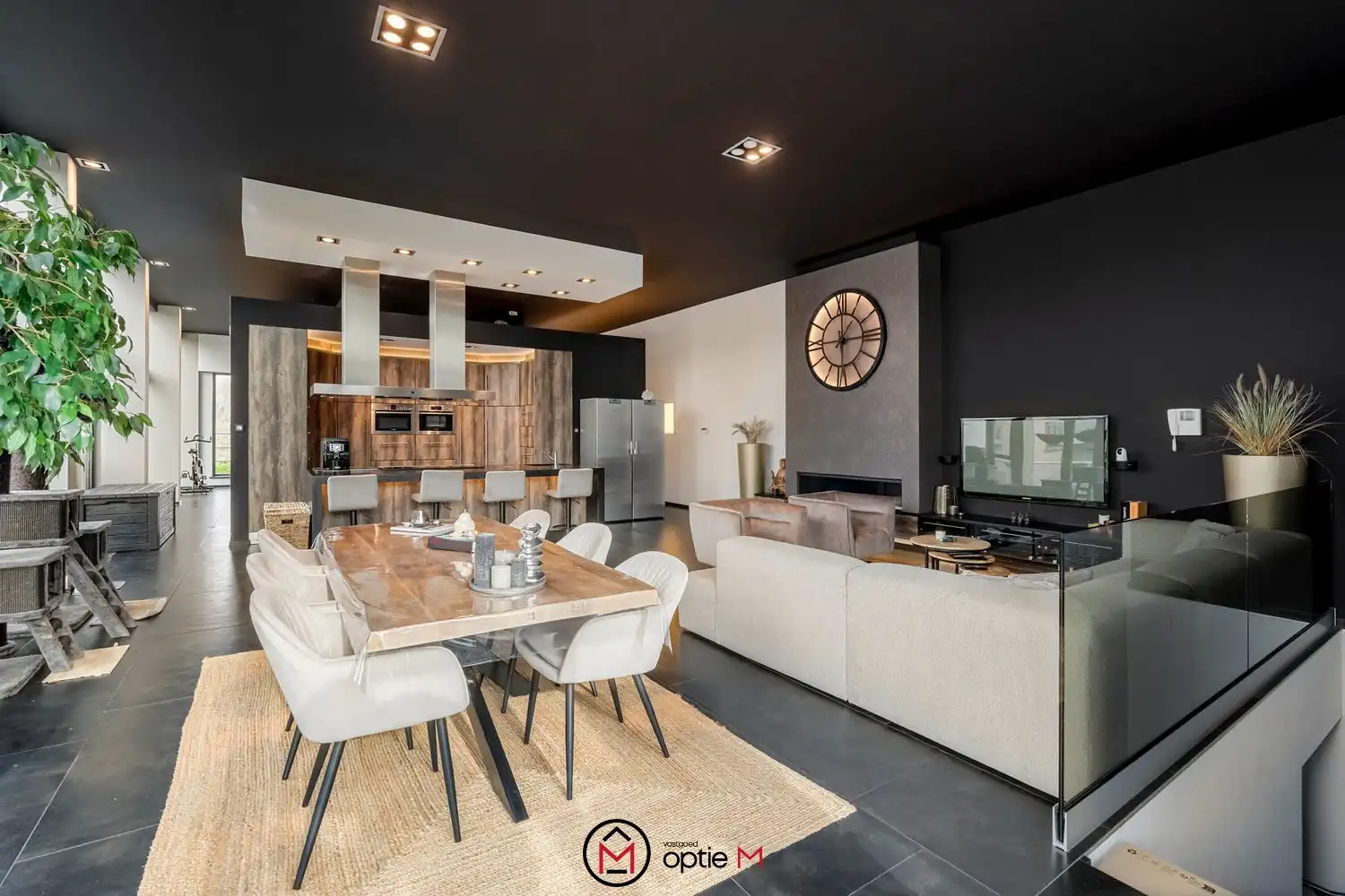 Strak afgewerkte loft te koop met centrale ligging in Hasselt foto 4