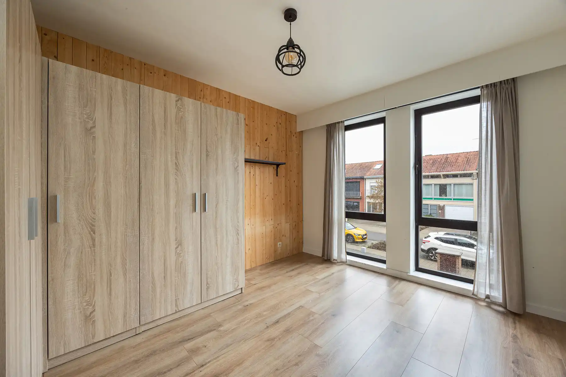 2 slaapkamer-appartement met 2 garages nabij centrum van Stabroek-Putte! foto 8