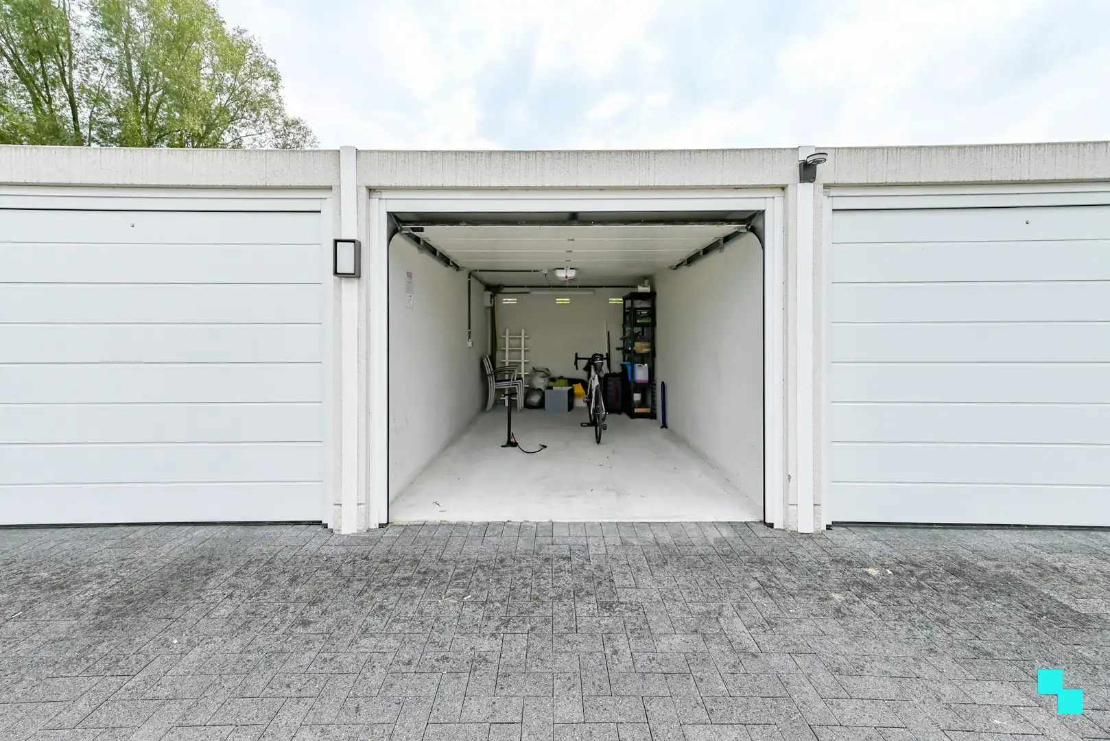 Nieuwbouw tweeslaapkamerappartement met garagebox in centrum Lendelede foto 23