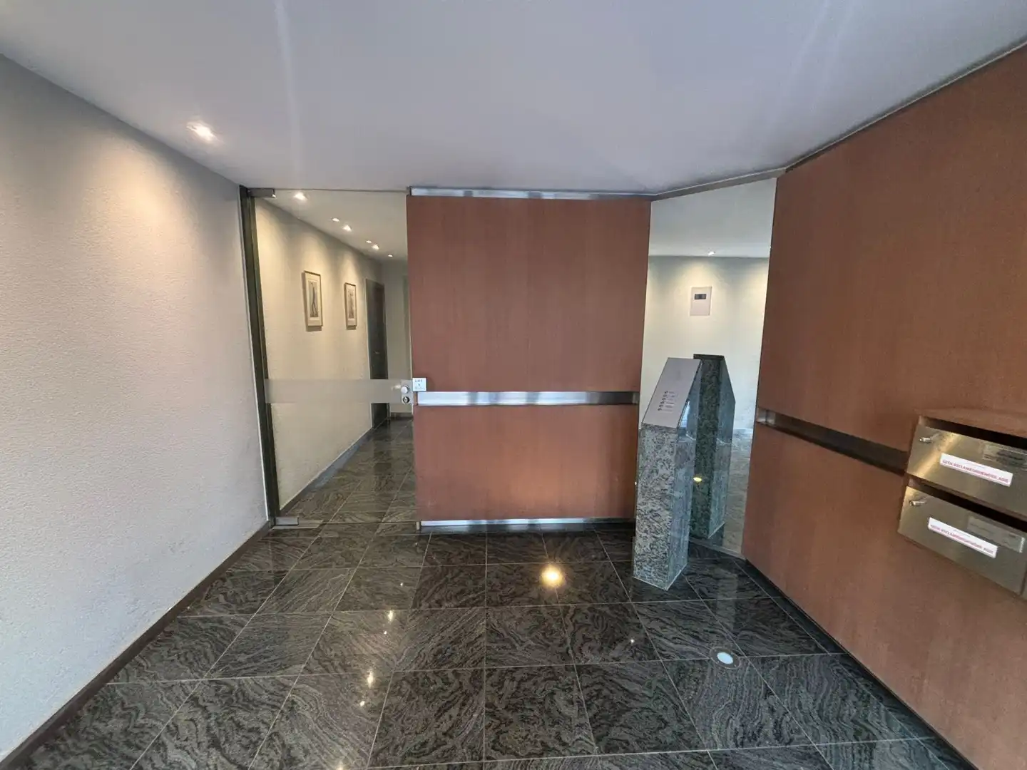 DUPLEXAPPARTEMENT MET 4 SLAAPKAMERS EN 3 BADKAMERS foto 20