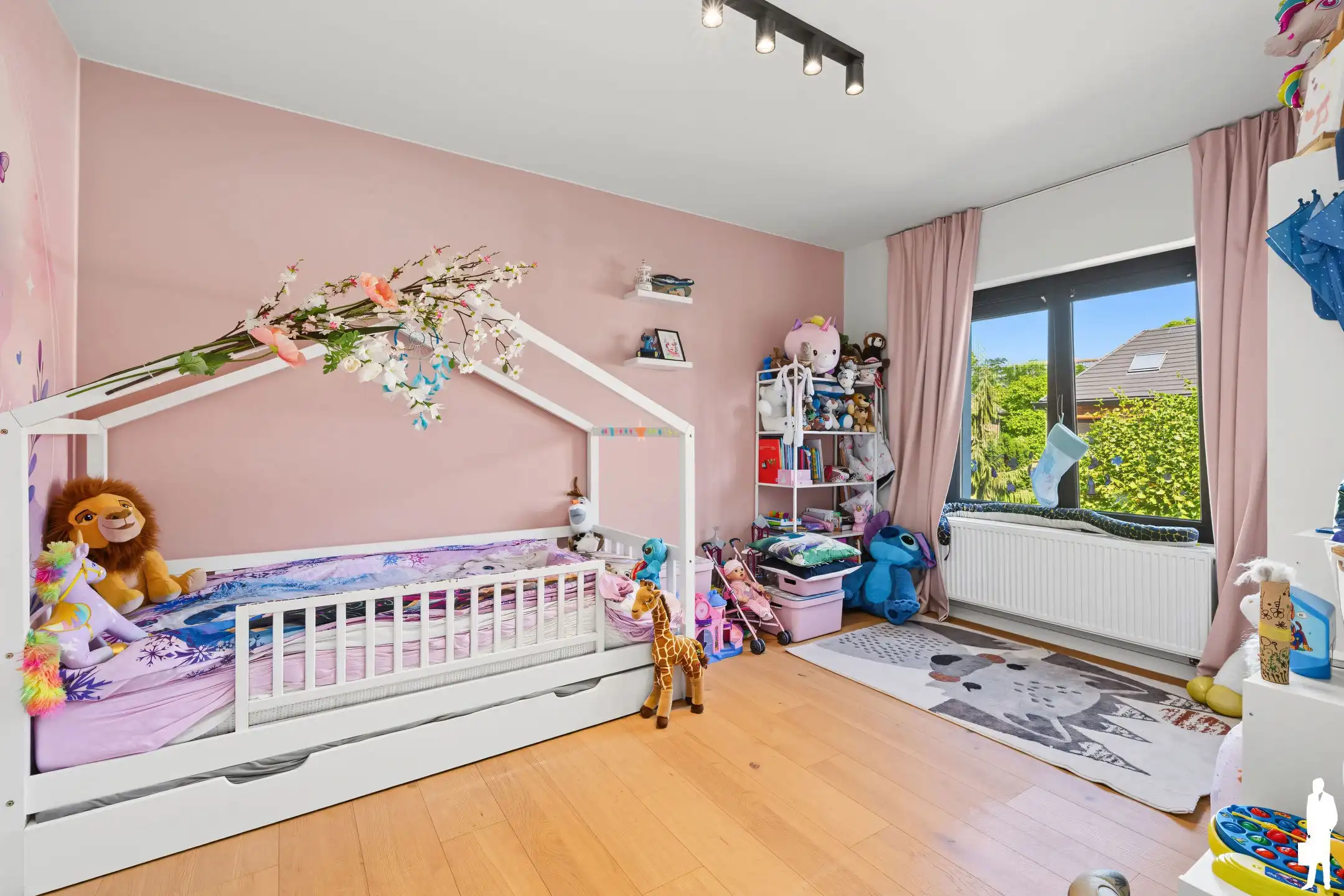 Gerenoveerde gezinswoning met een prachtige ligging foto 13