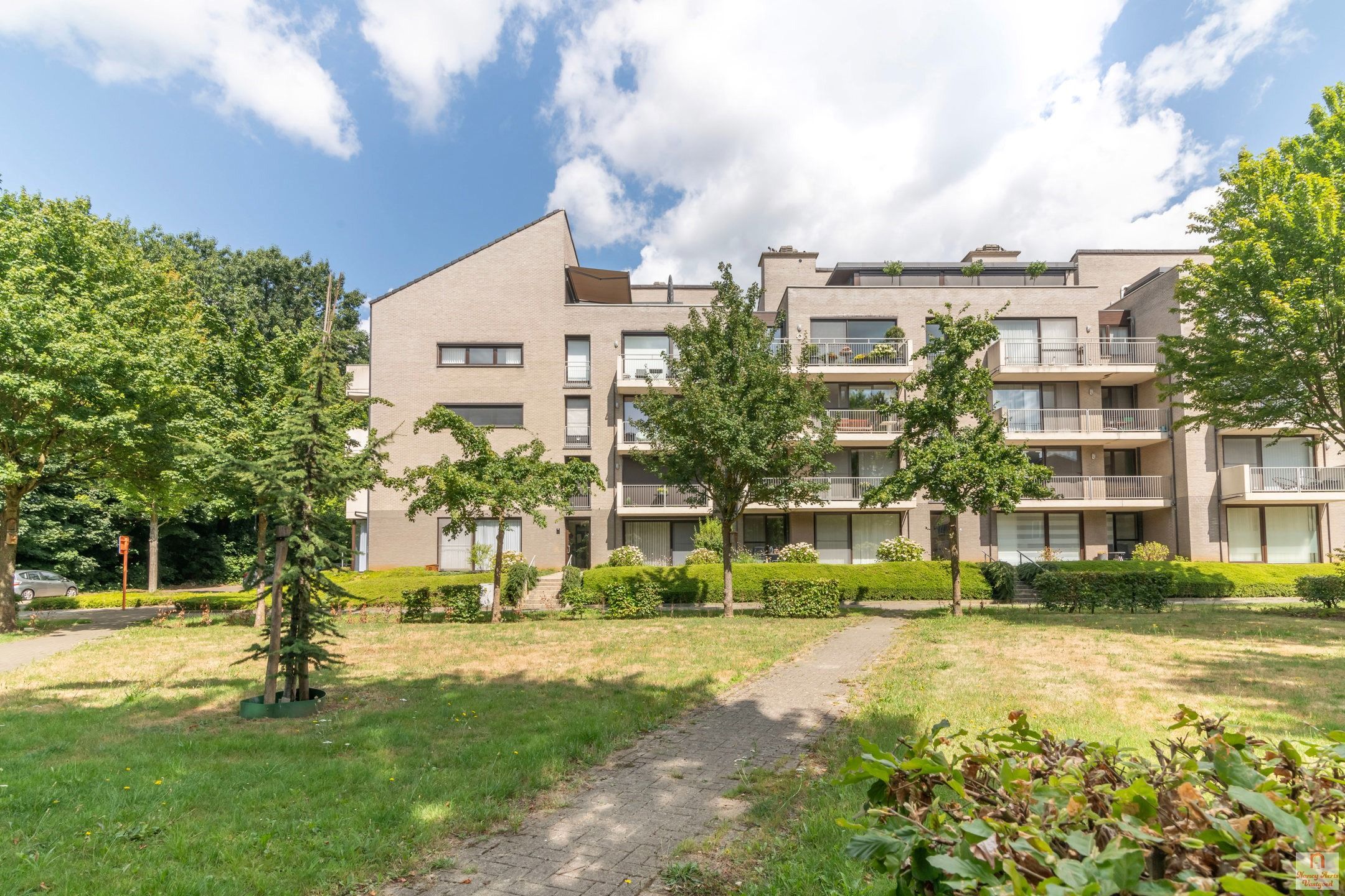 Elegant penthouse met zonneterras in hartje Beringen foto 40