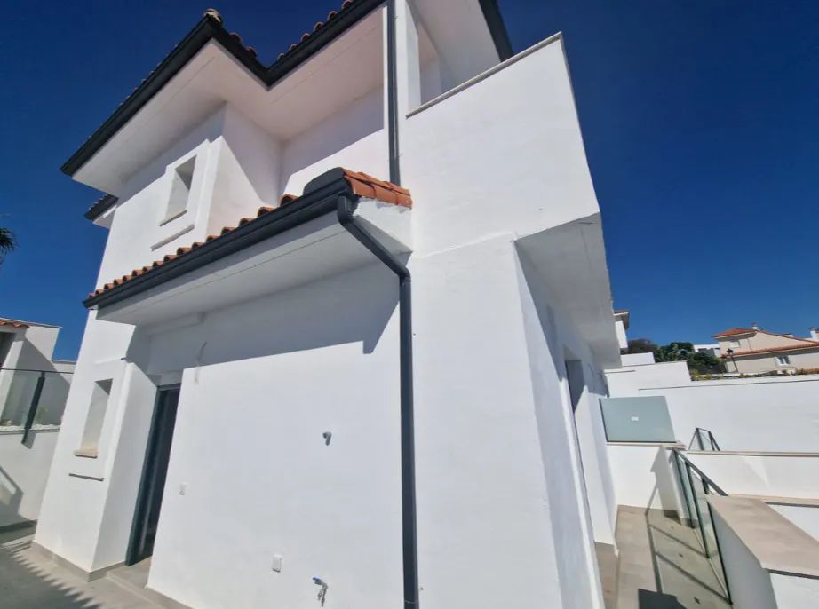 Stranddromen op wandelafstand: moderne villa’s en halfvrijstaande woningen op toplocatie in Manilva foto 18