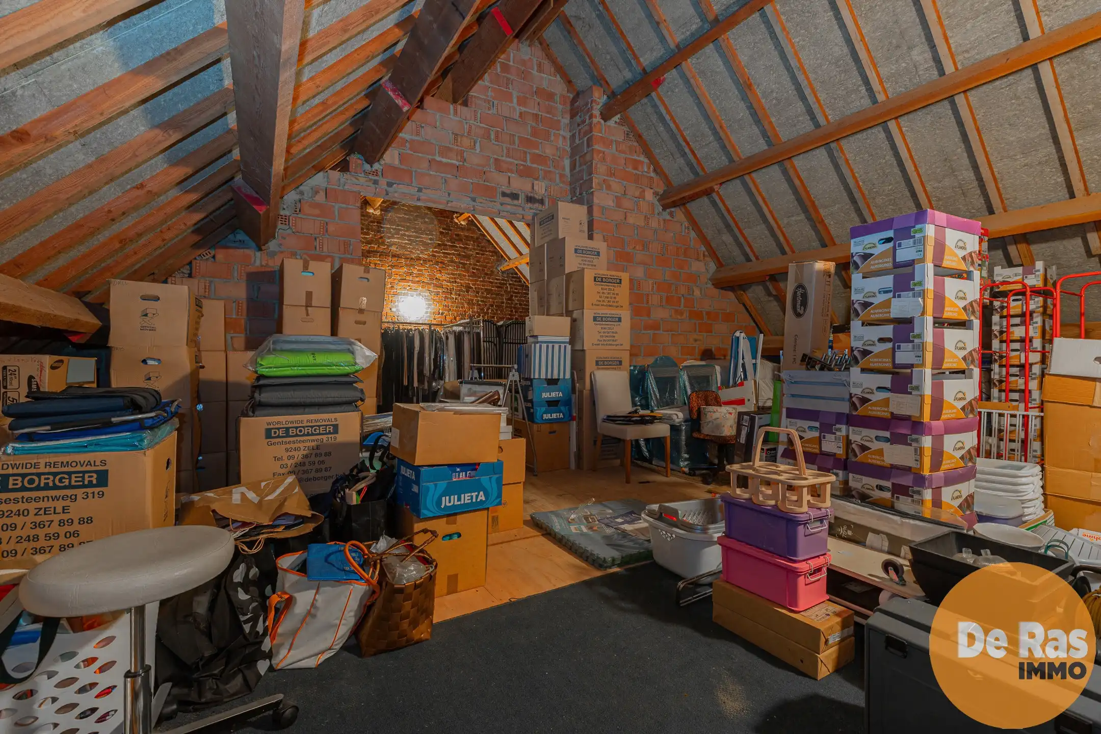 HAALTERT- Ruime woning met bouwgrond  foto 24