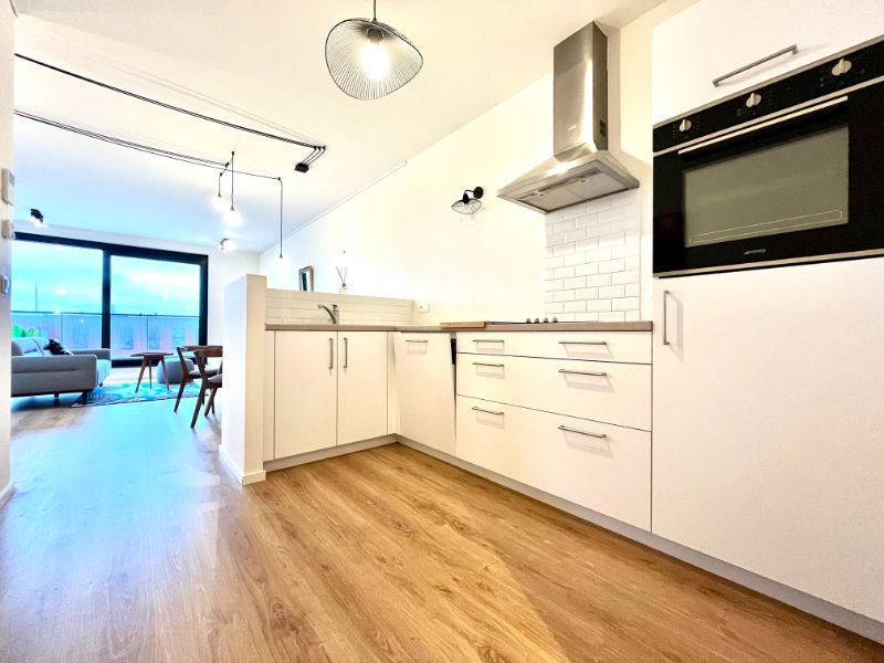 RUIM EENSLAAPKAMERAPPARTEMENT TE HUUR IN GENT foto 6