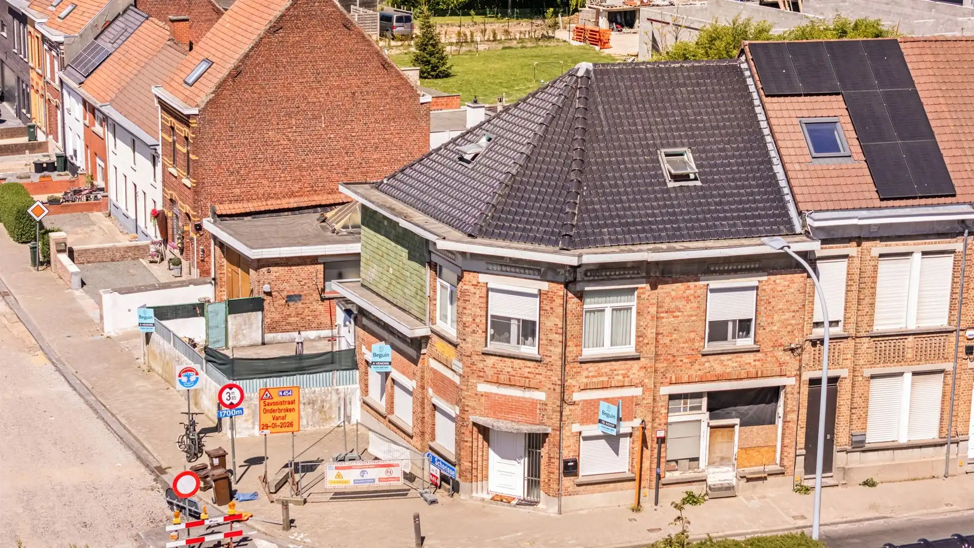 Instapklare woning met 5 slaapkamers en grote garage foto 27