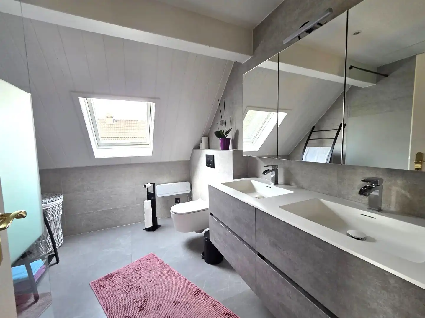 Instapklare villa met 5 slaapkamers, mooi terras en tuin in rustige buurt te Zemst foto 16