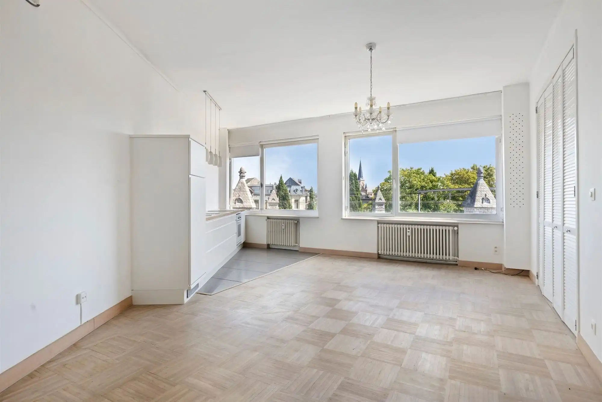Lichtrijk appartement met 1 slaapkamer en gemeenschappelijke tuin foto 2