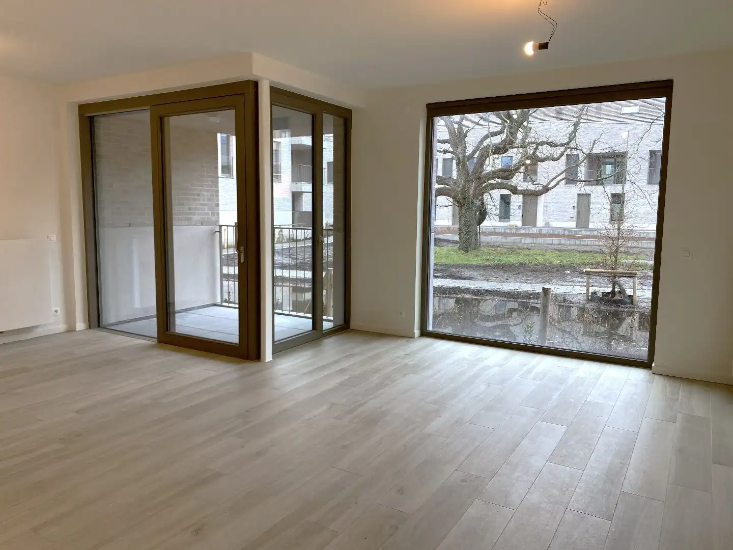 Luxueus gelijkvloers nieuwbouwappartement met 1 slaapkamer en autostaanplaats  foto 6
