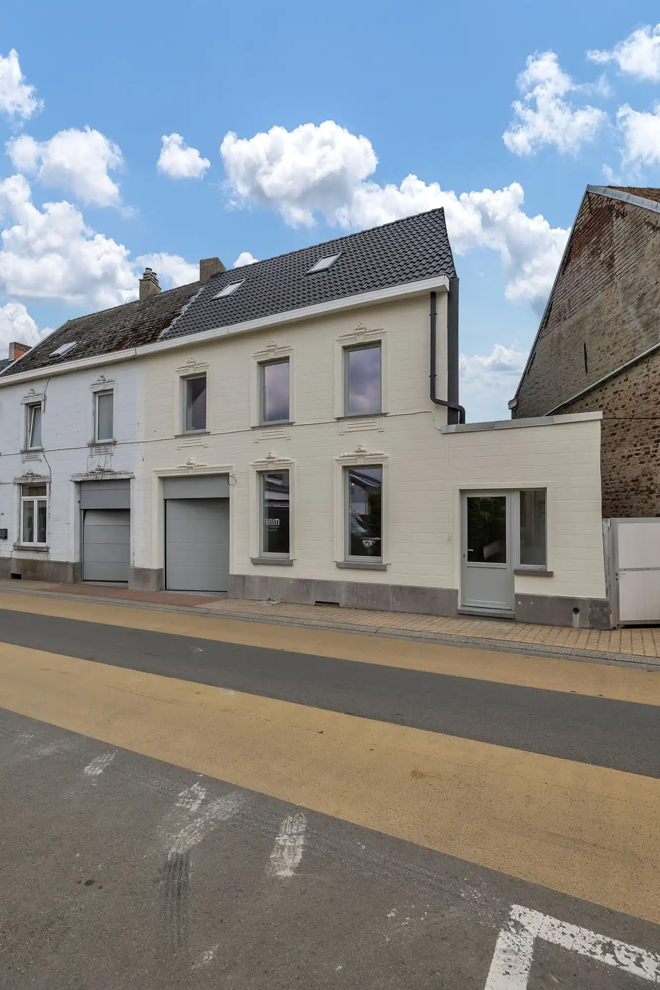 Ruime, energetische totaalrenovatie met ruime tuin en garage foto 2