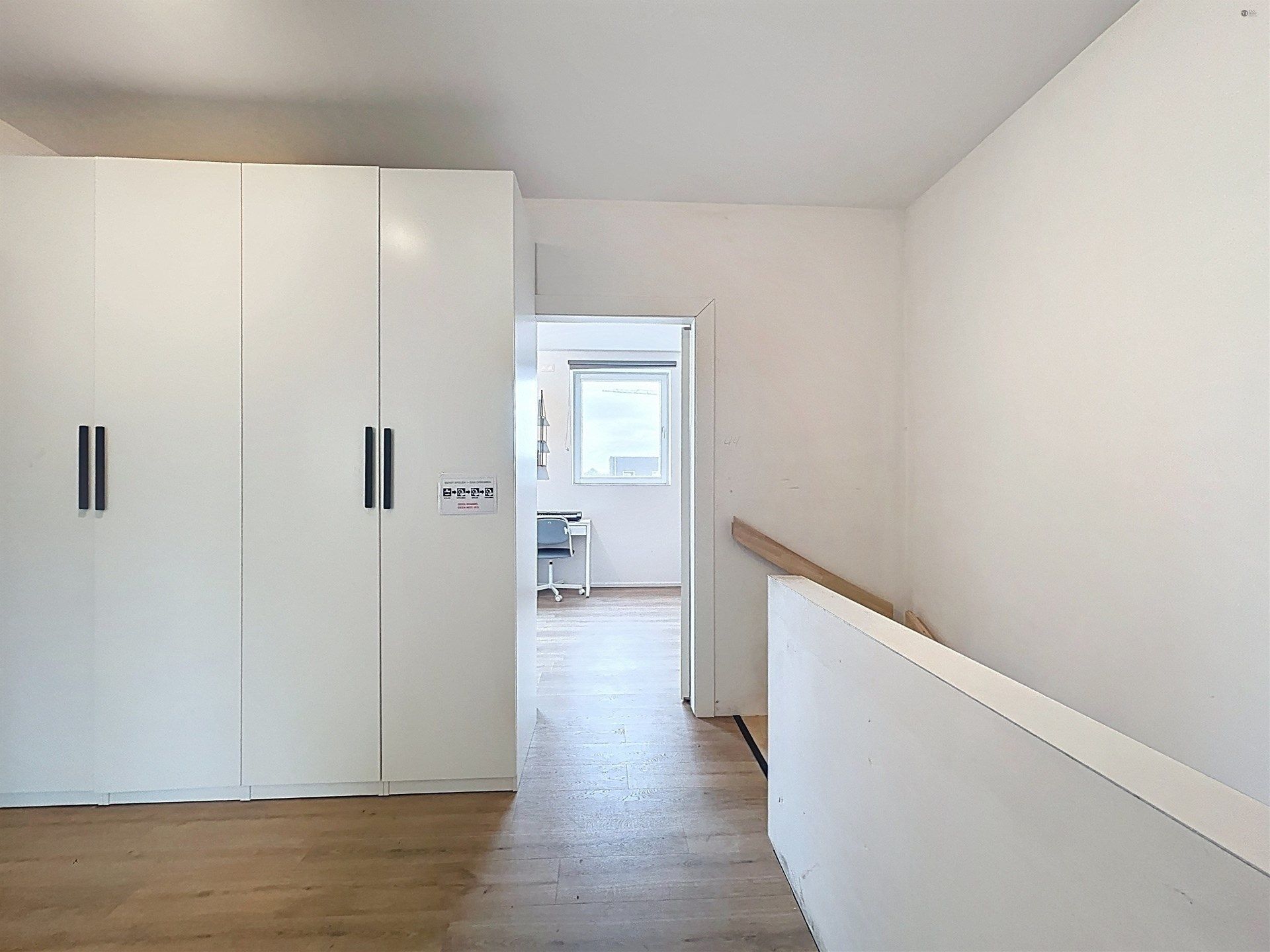 Recente woning met 4 slk en autostaanplaats op toplocatie foto 15