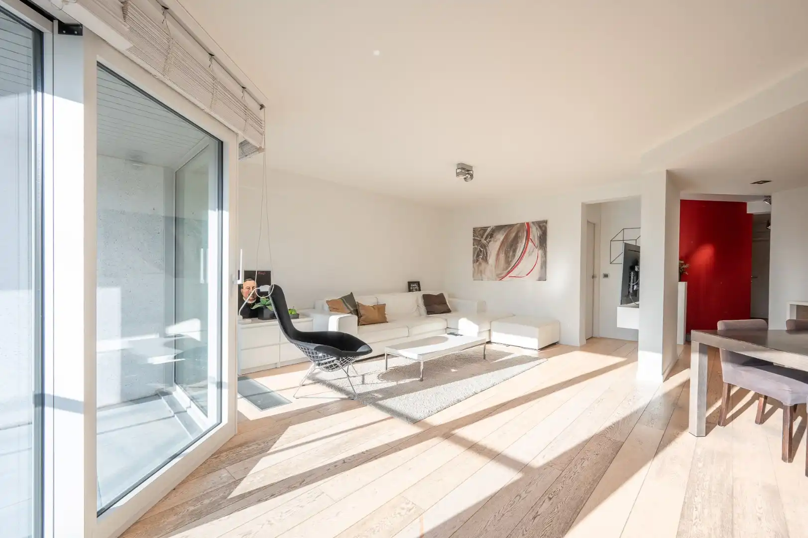 Perfect gelegen drie slaapkamer appartement met zonneterras foto 3