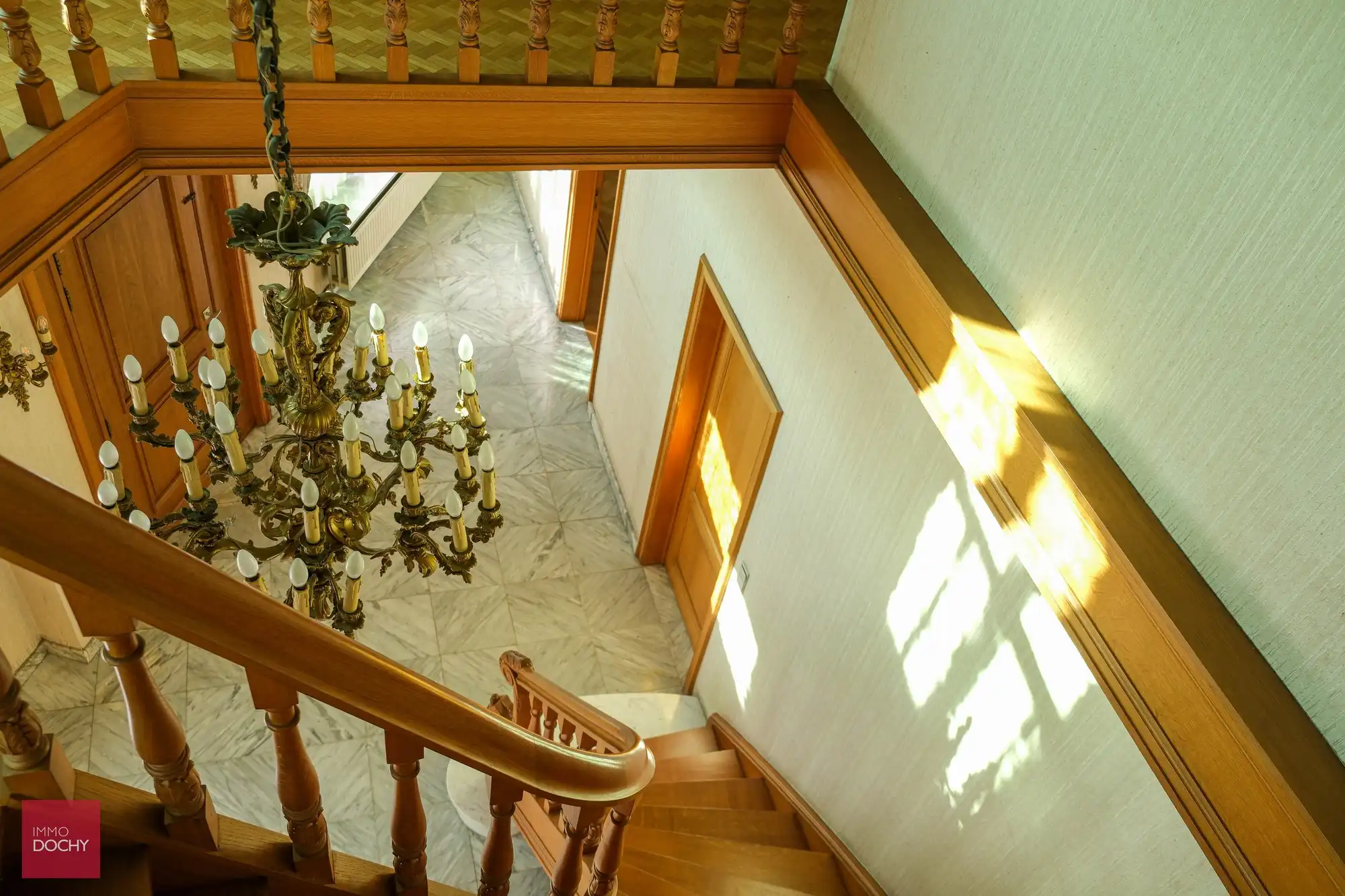 Zeer ruim burgerhuis (voormalige dokterswoning) geschikt voor bvb co-housing foto 14