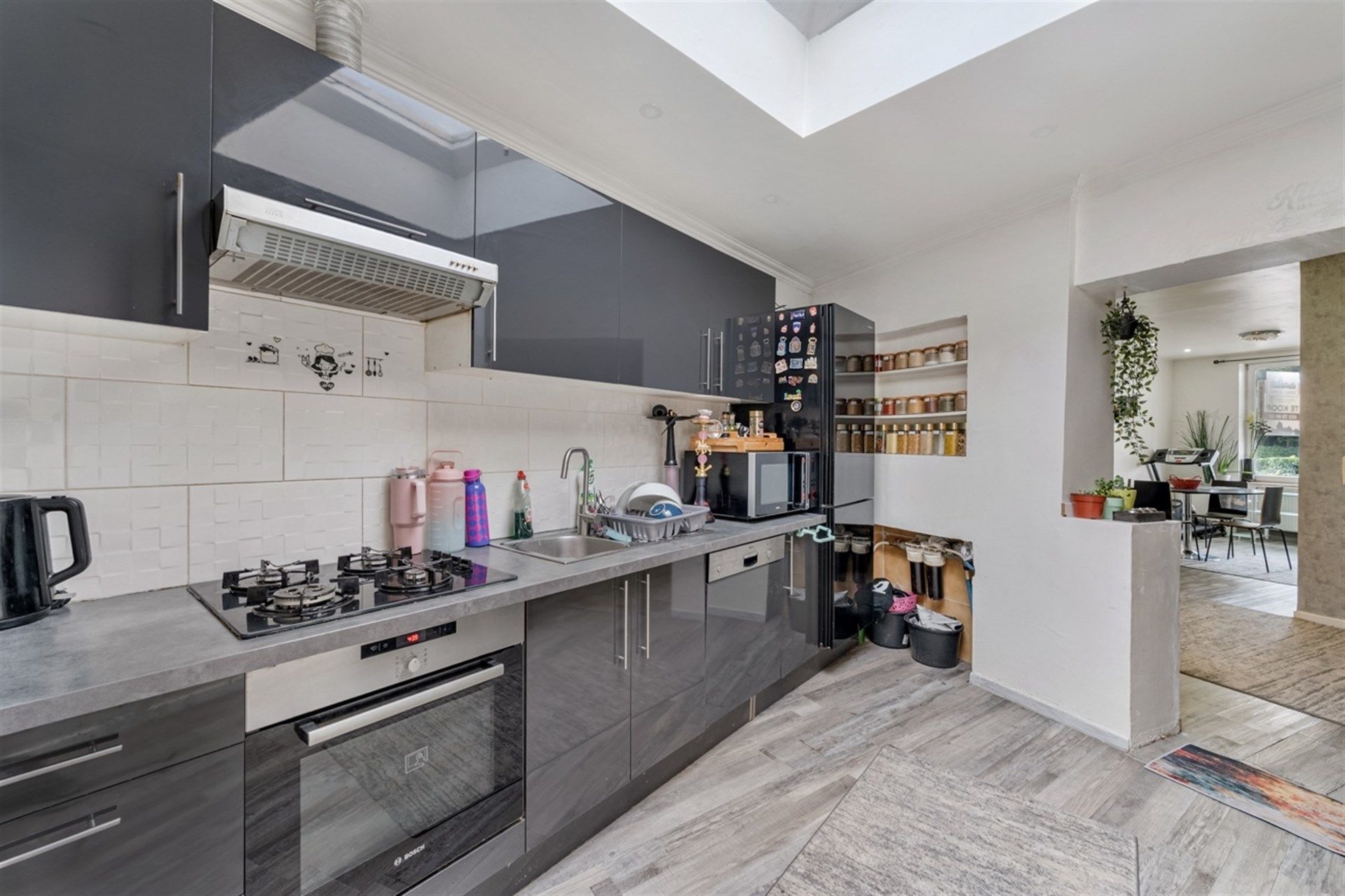 Instapklare woning met vier slaapkamers te Aalst foto 5