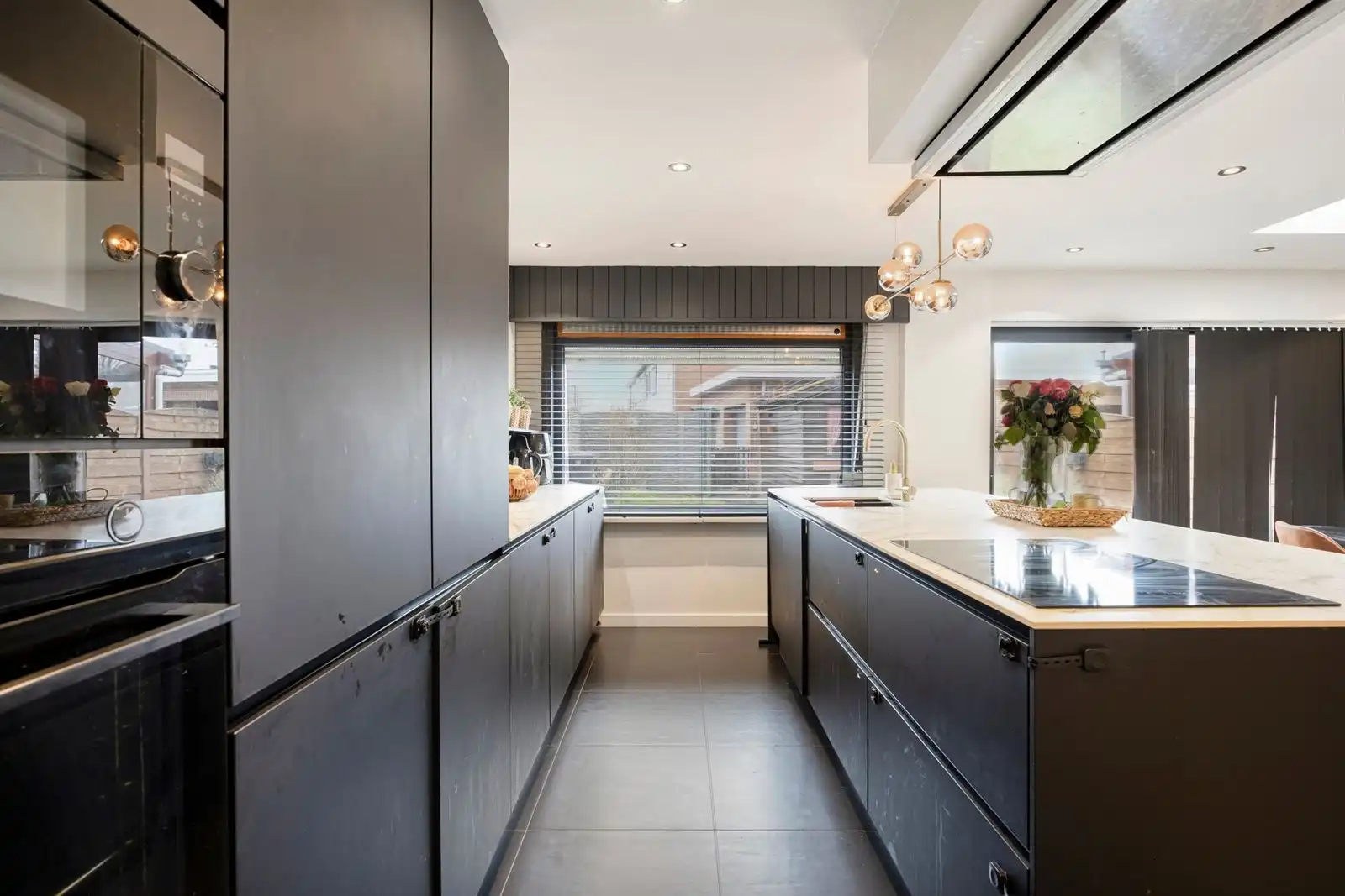 HOB met 3 slpk, garage en tuin foto 11