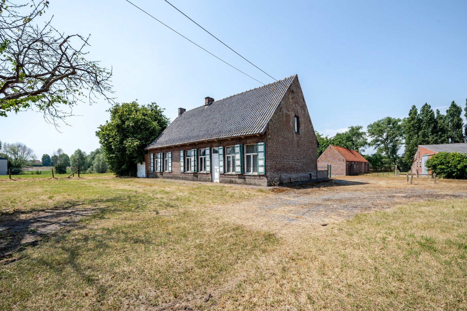 Karaktervolle hoeve met rustieke elementen. Aankoop tot domein van 4 hectare. foto 13