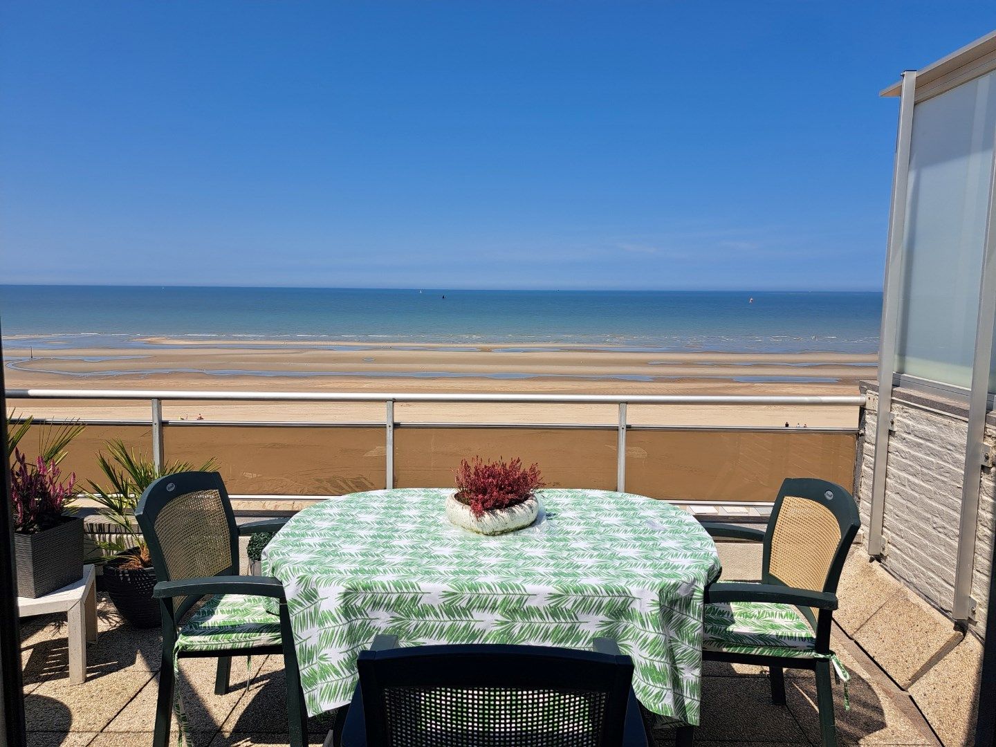 PRACHTIG PENHOUSE APPARTEMENT OP DE ZEEDIJK TE KOKSIJDE foto 7