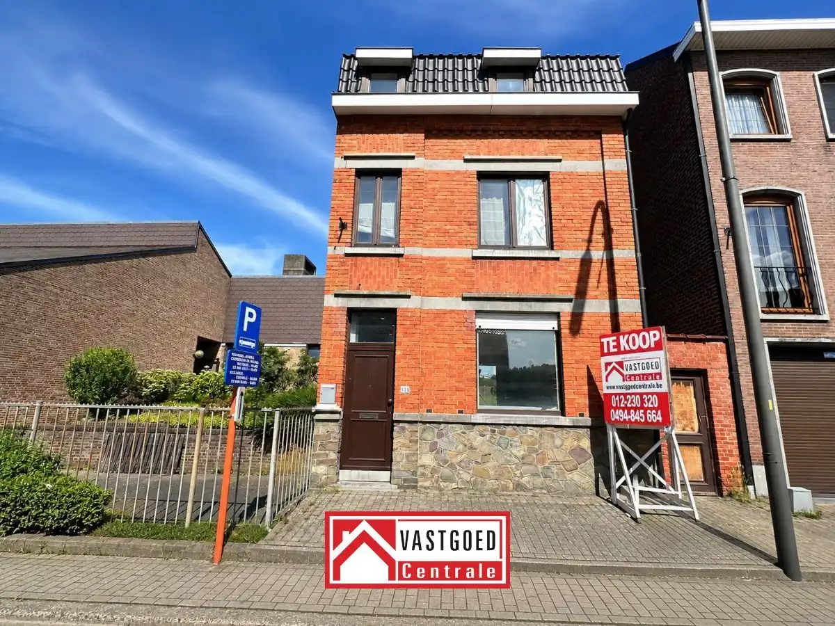 Hoofdfoto van de publicatie: Charmante gezinswoning met drie slaapkamers en tuin nabij het centrum van Tongeren-Borgloon.