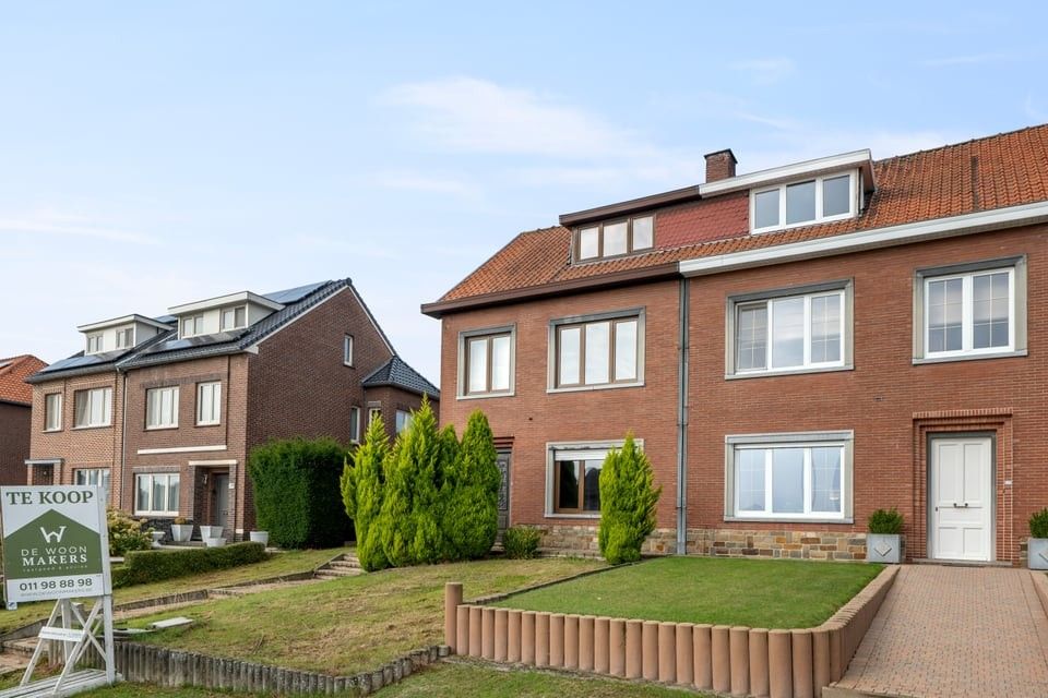 RUIME GEZINSWONING MET TUIN EN GARAGE IN TONGEREN foto 30