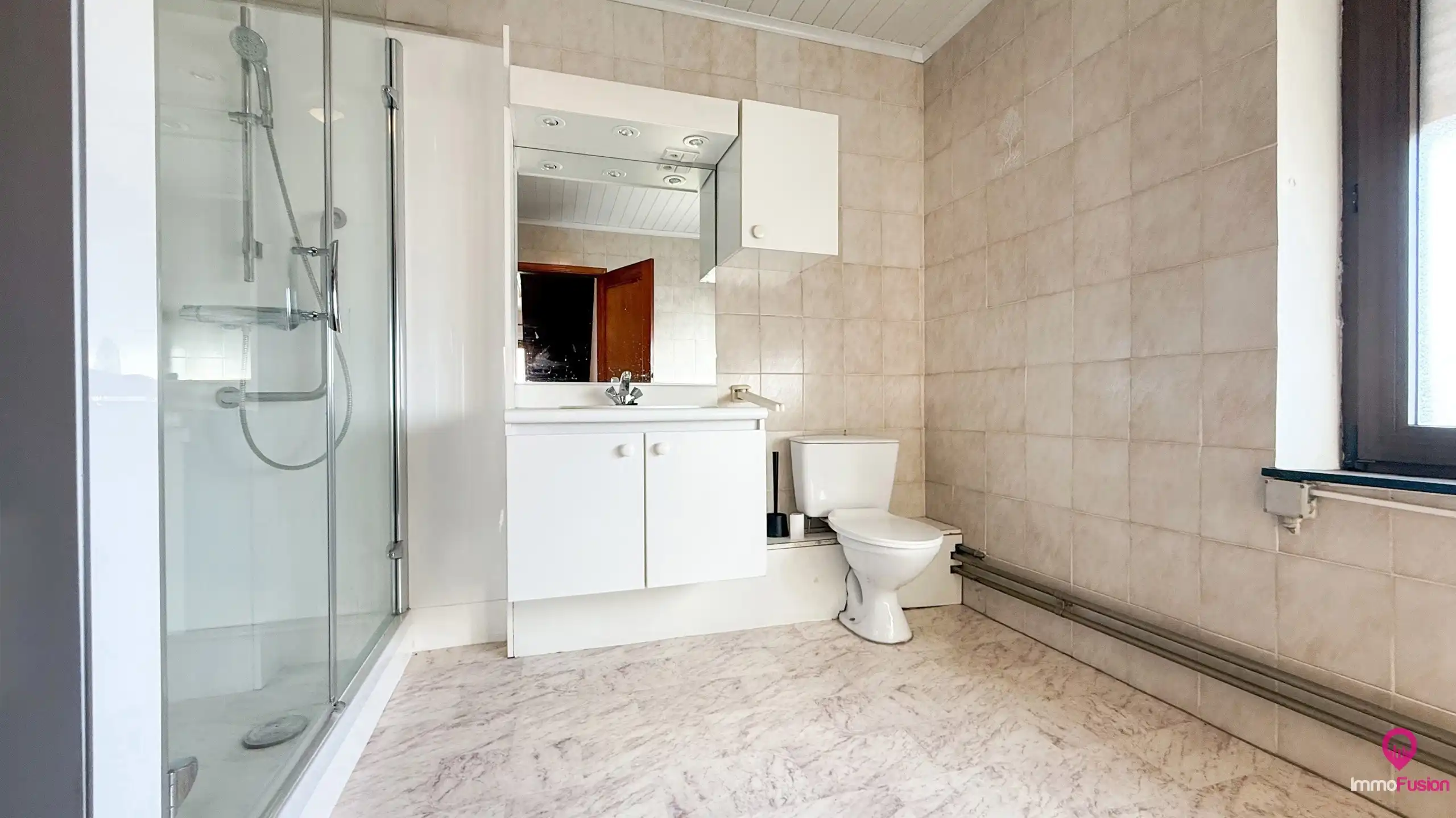 Rustig gelegen woning met tuin en uitbreidingsmogelijkheden! foto 19