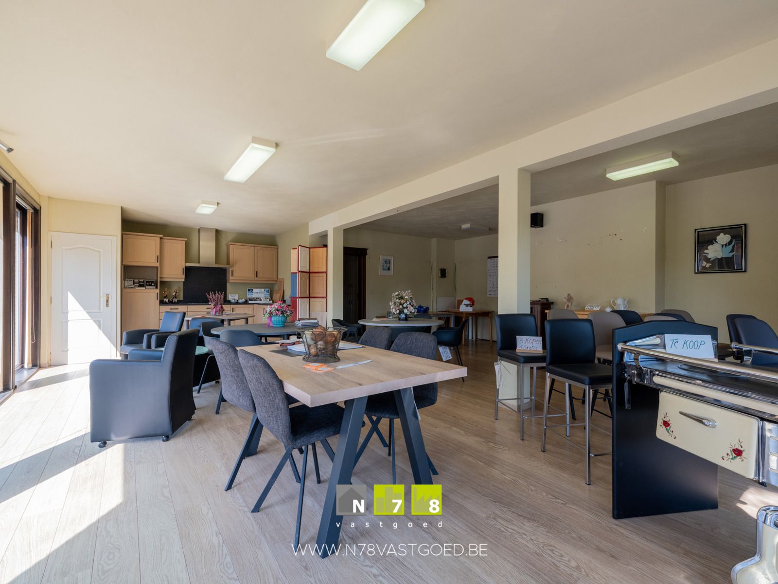 Gebouw te koop foto 23