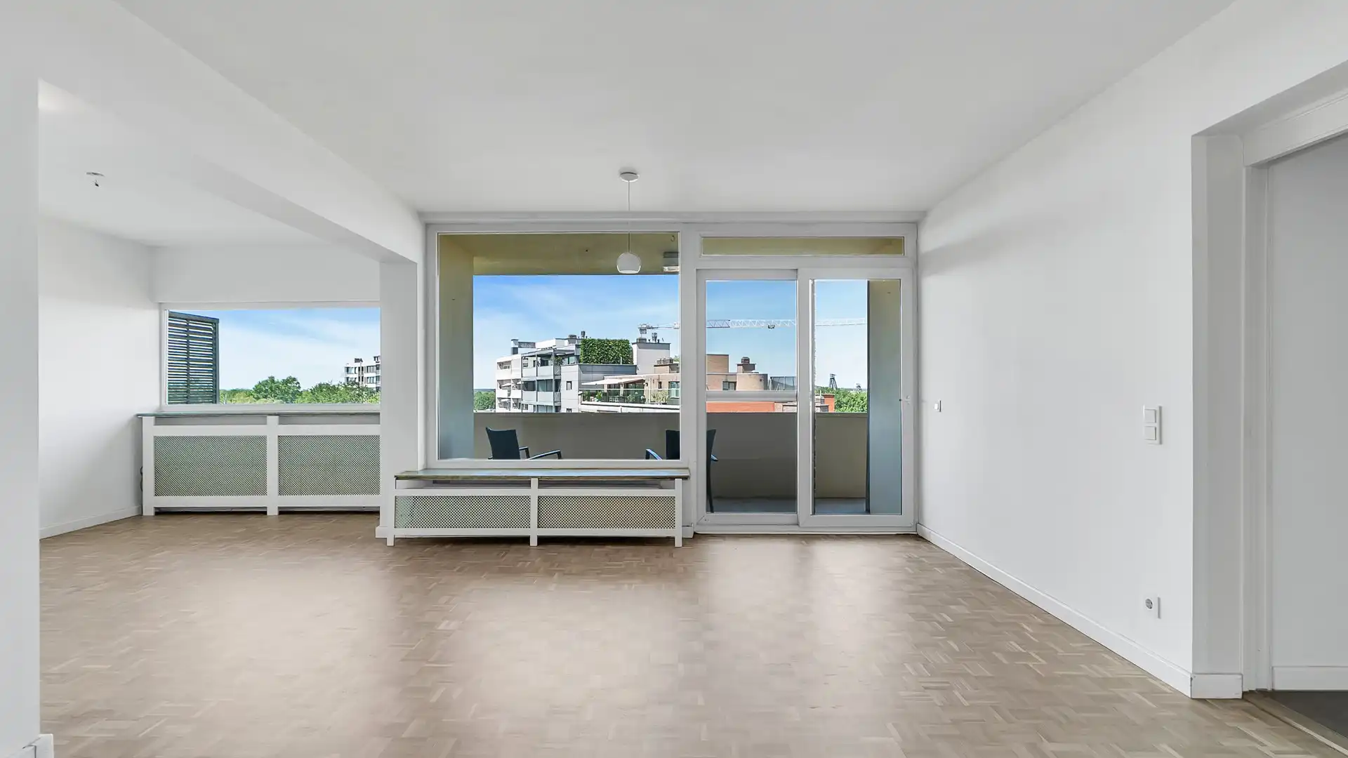 Instapklaar appartement met 2 slaapkamers in het centrum van Genk foto 9