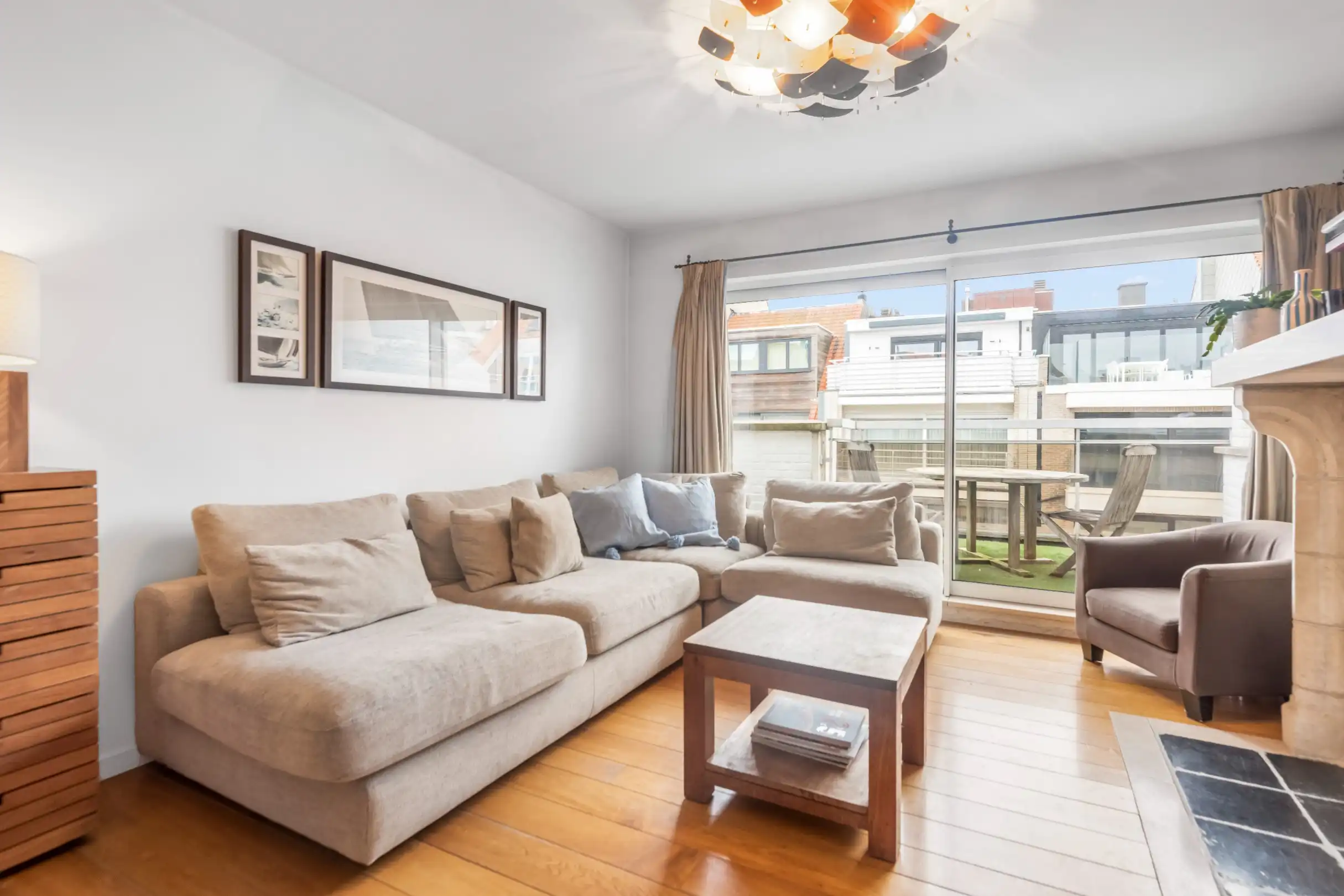 Penthouse rustig gelegen vlakbij de Dumortierlaan en de Zoutelaan.  foto 2