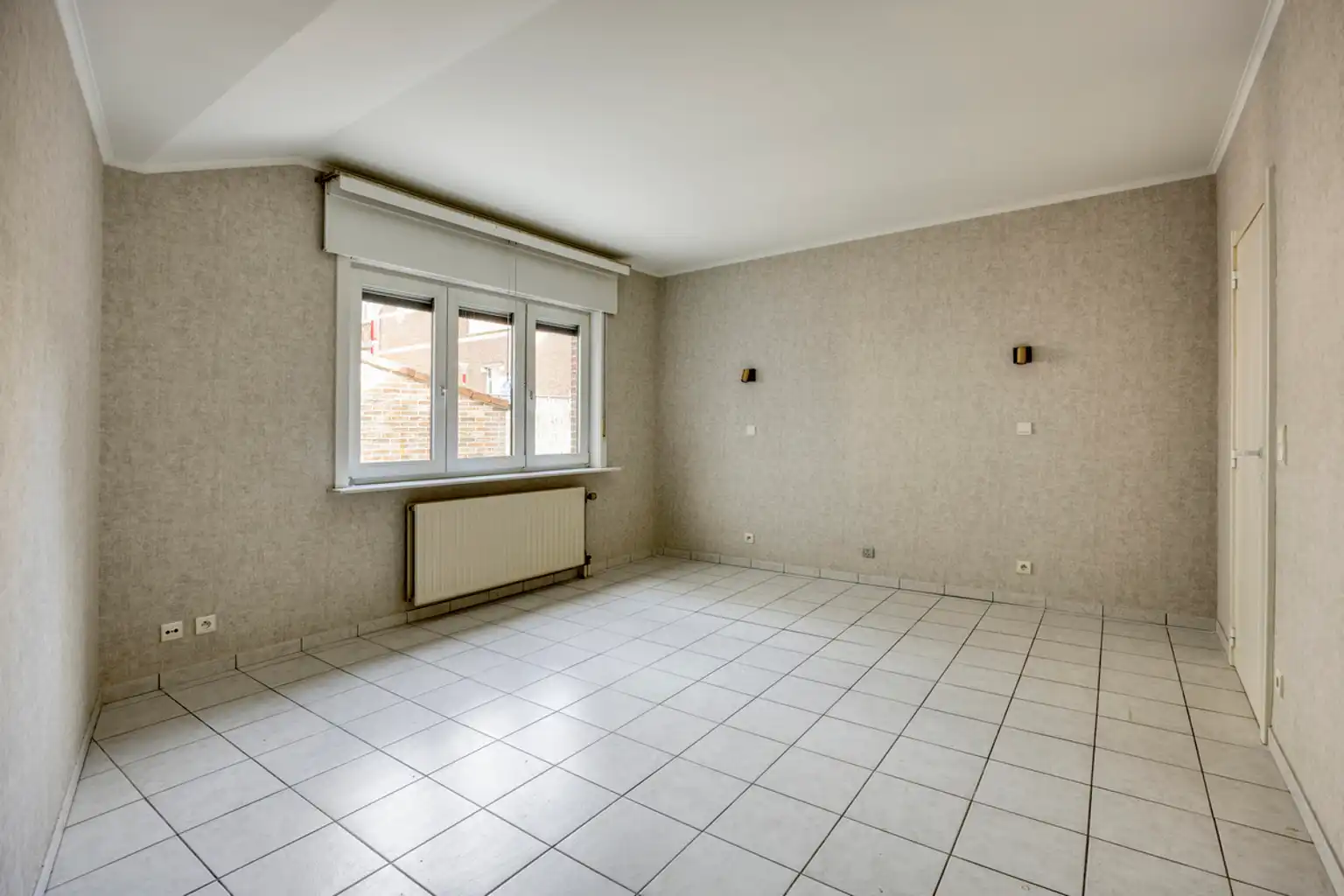 instapklare driegevelwoning voor, ideaal gelegen in Asse foto 10