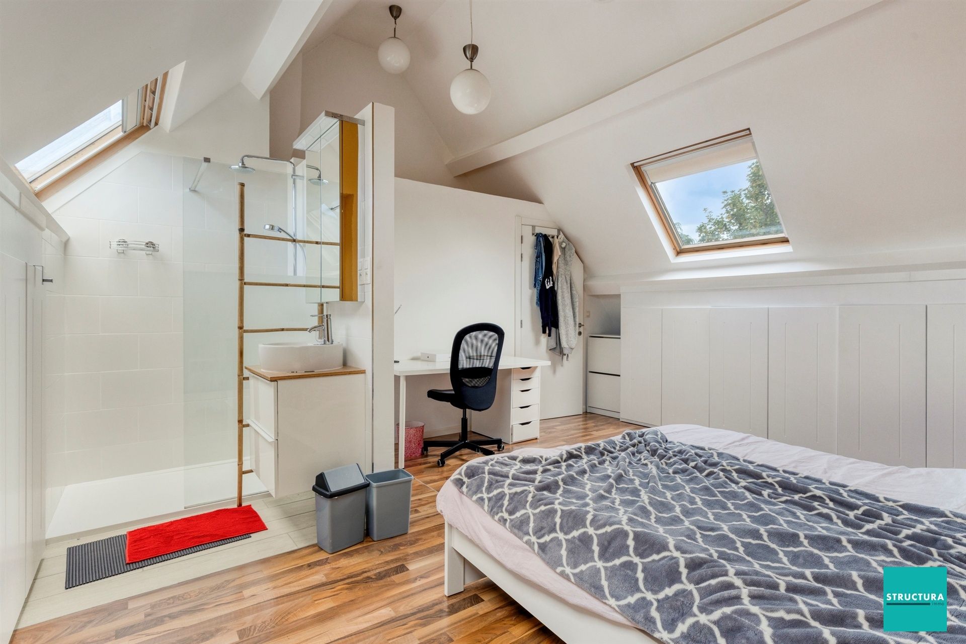 Instapklare, volledig gerenoveerde woning met 3 kamers foto 18