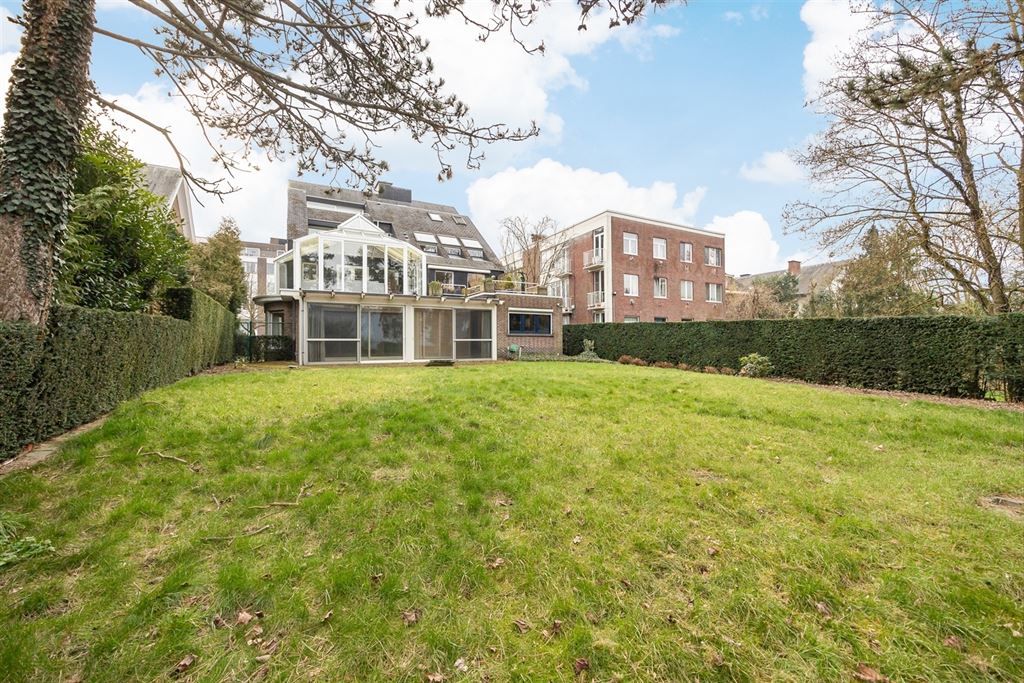 Riant appartement met mooie tuin op gelijkvloerse verdieping foto 22