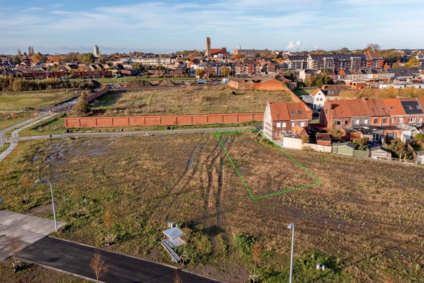PERCEEL BOUWGROND VOOR HALF OPEN BEBOUWING 600 m² foto 7