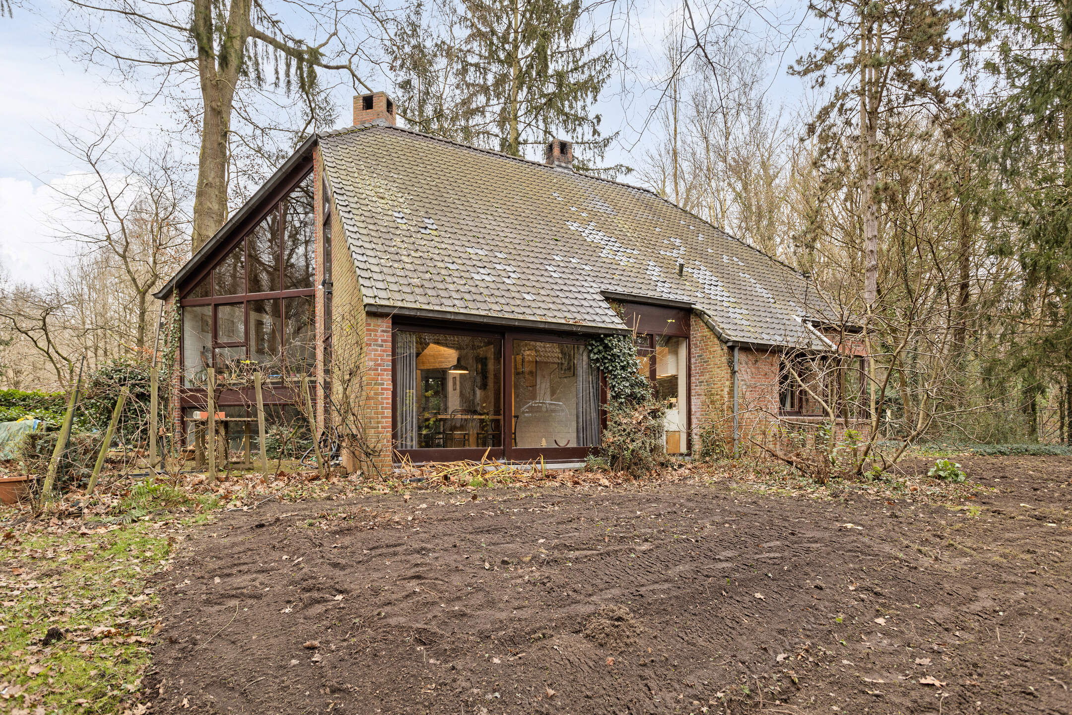 Lichtrijke ruime villa in doodlopende straat foto 19