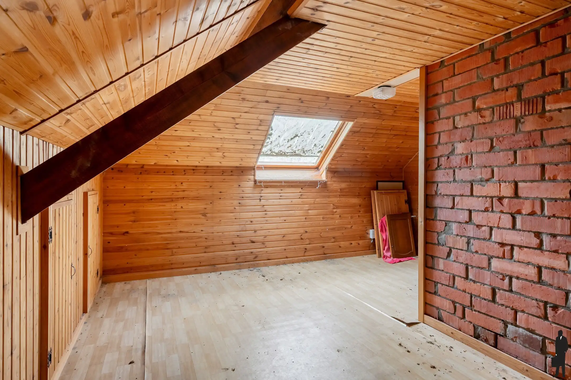 Verkavelbaar renovatie-eigendom! foto 17