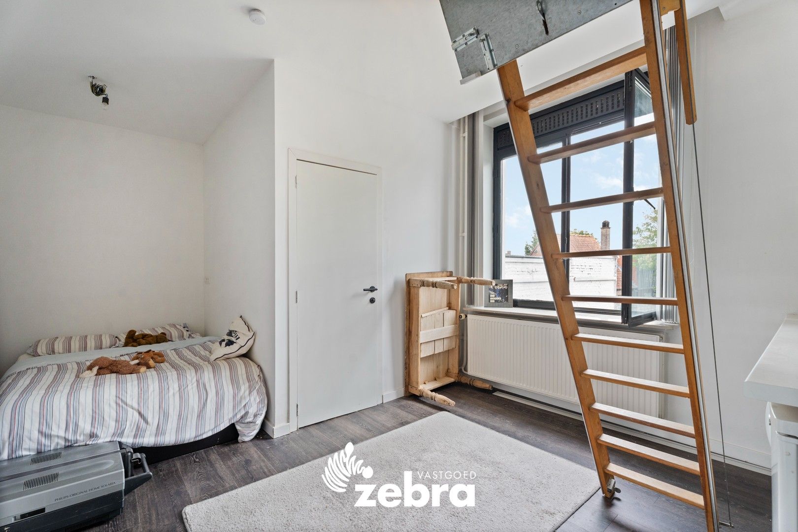 Ruime gerenoveerde woning met 3 slaapkamers en prachtige tuin te Ledegem! foto 21