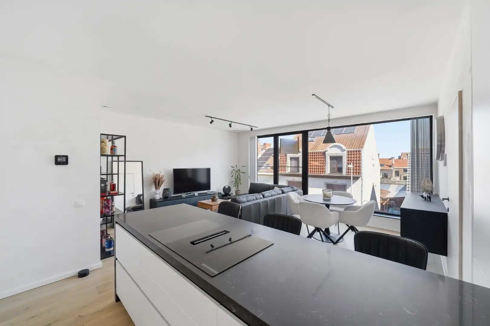 Modern energiezuinig 2-slaapkamerappartement te Bredene foto 11