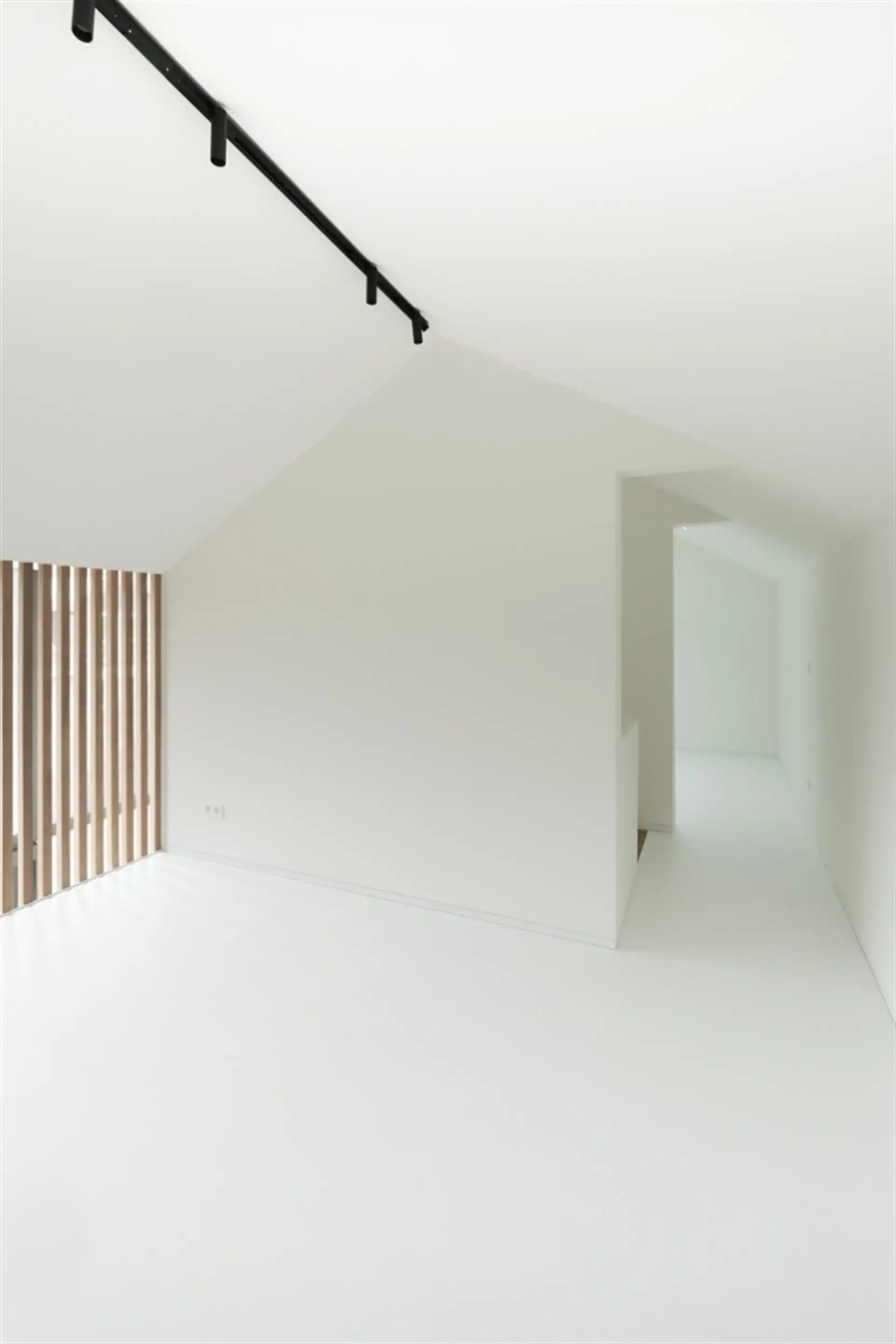 Exclusief strak nieuwbouwappartement met carport en groot terras. foto 7