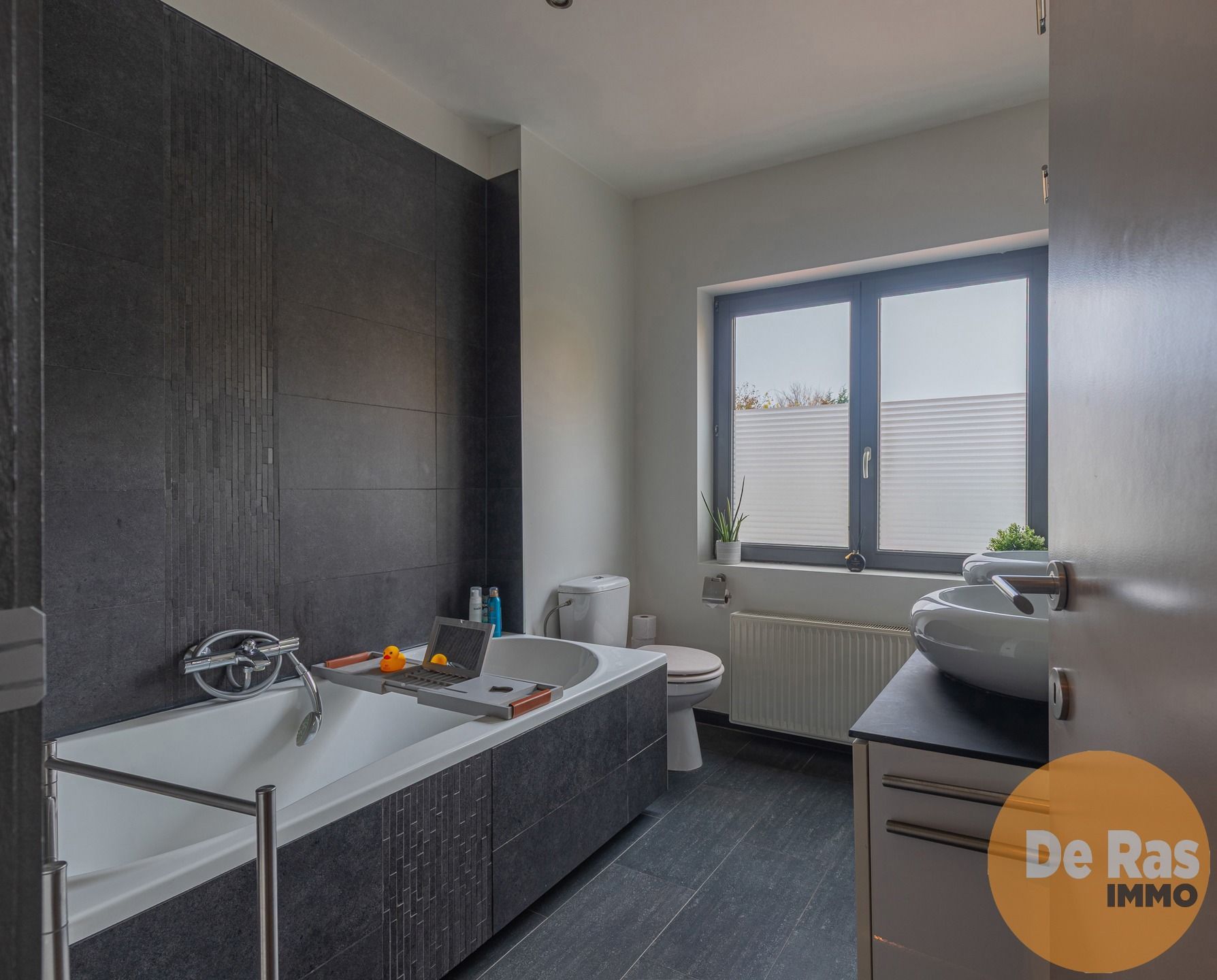 AFSNEE - eengezinswoning met 3 slpk en mooie tuin! foto 13