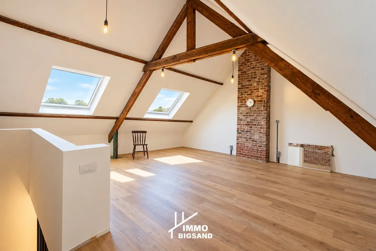 Gerenoveerde halfopen woning met authentieke elementen met 3 slaapkamers en garage foto 18
