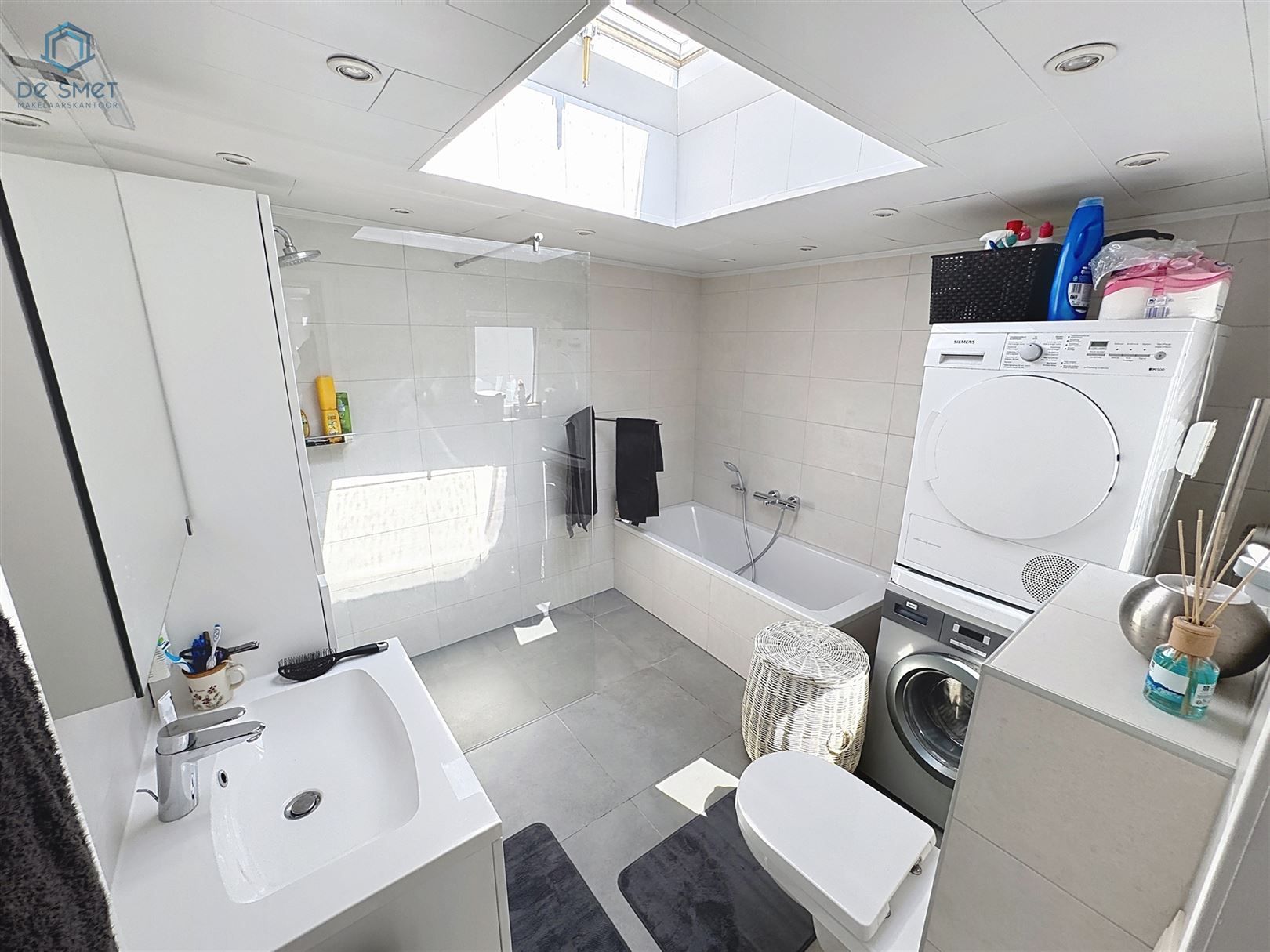 Instapklare gezinswoning met 3 slaapkamers, tuin en EPC label B vlak bij het centrum van Geraardsbergen!  foto 8