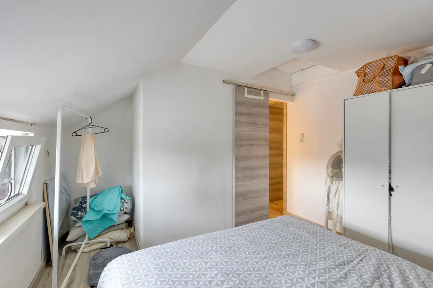 Starters-woning bij centrum Opwijk foto 18