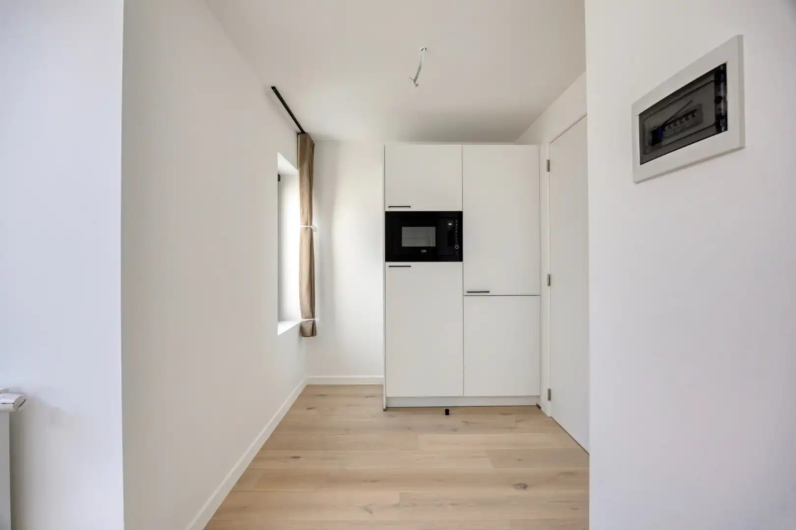 Volledig gerenoveerd en gemeubelde studentenkamer met privé badkamer en tuin - EPC A!  foto 14