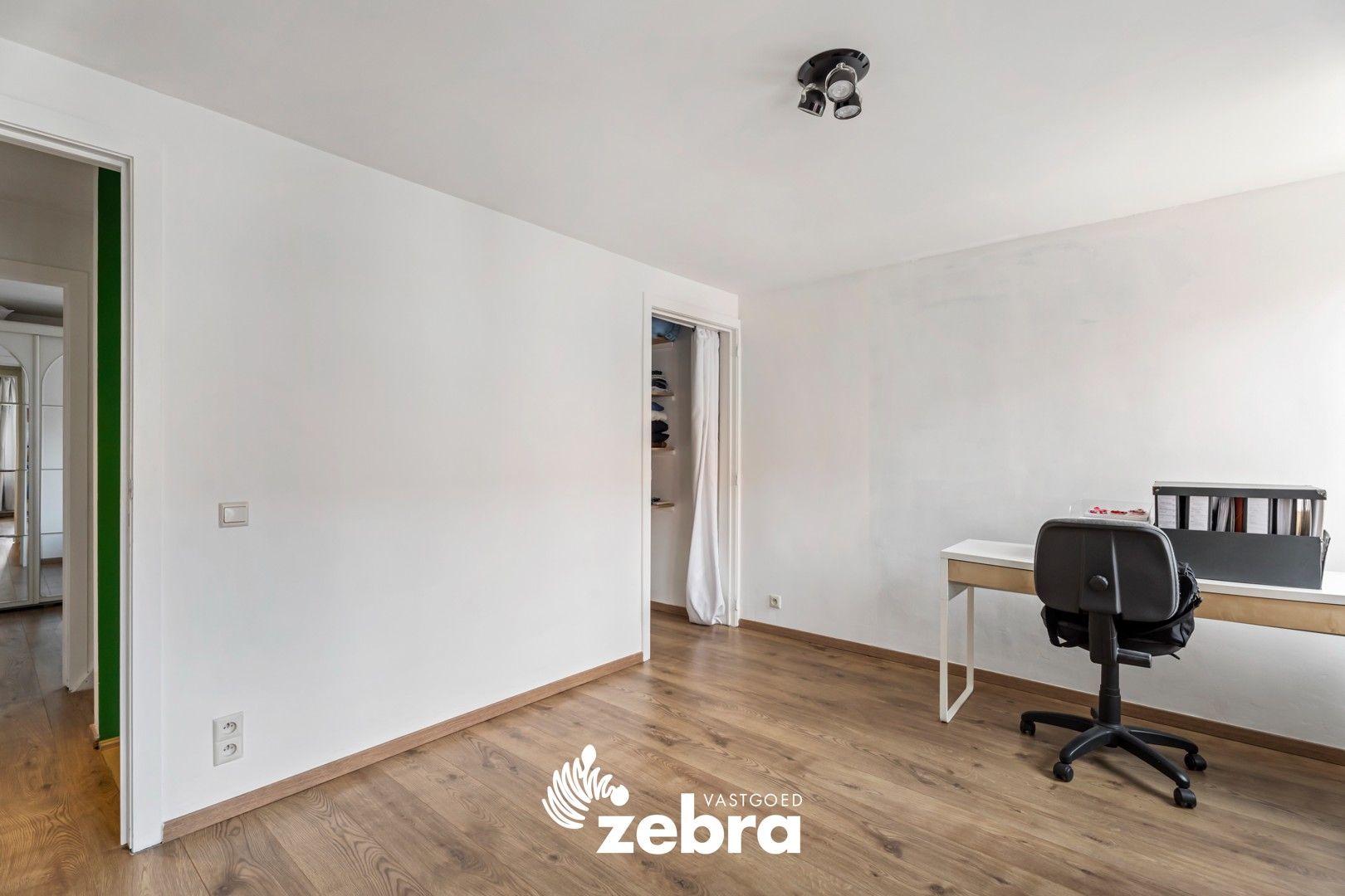 Instapklare en verzorgde woning nabij het centrum van Roeselare! foto 16