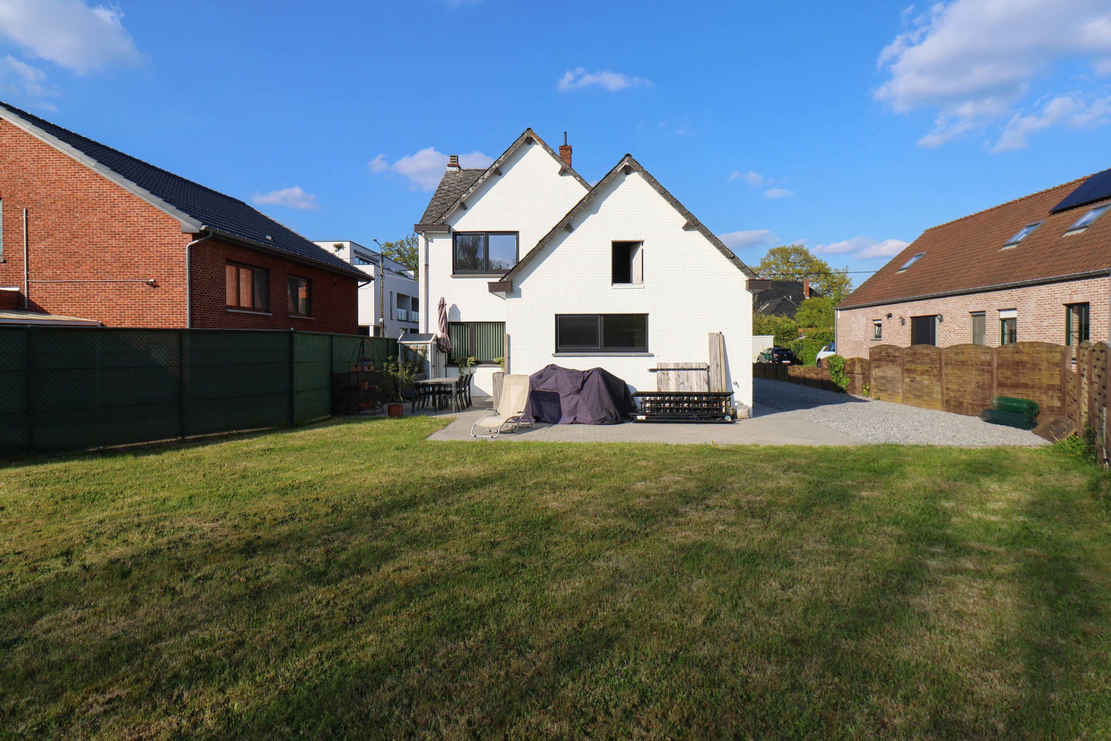 Moderne woning met 3 slaapkamers en terras in Boekt ! foto {{pictureIndex}}